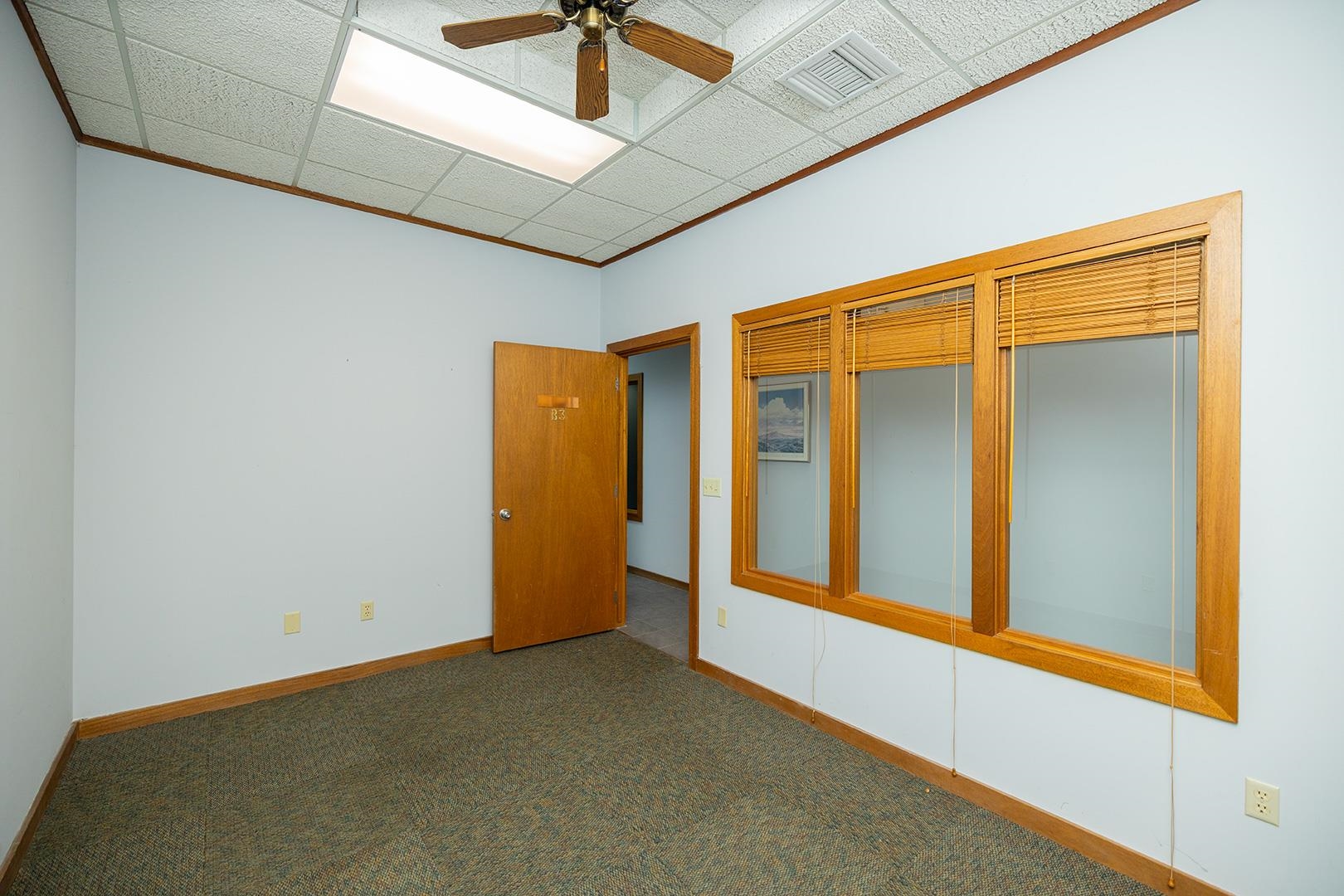 1020 N Main Property Photo 15