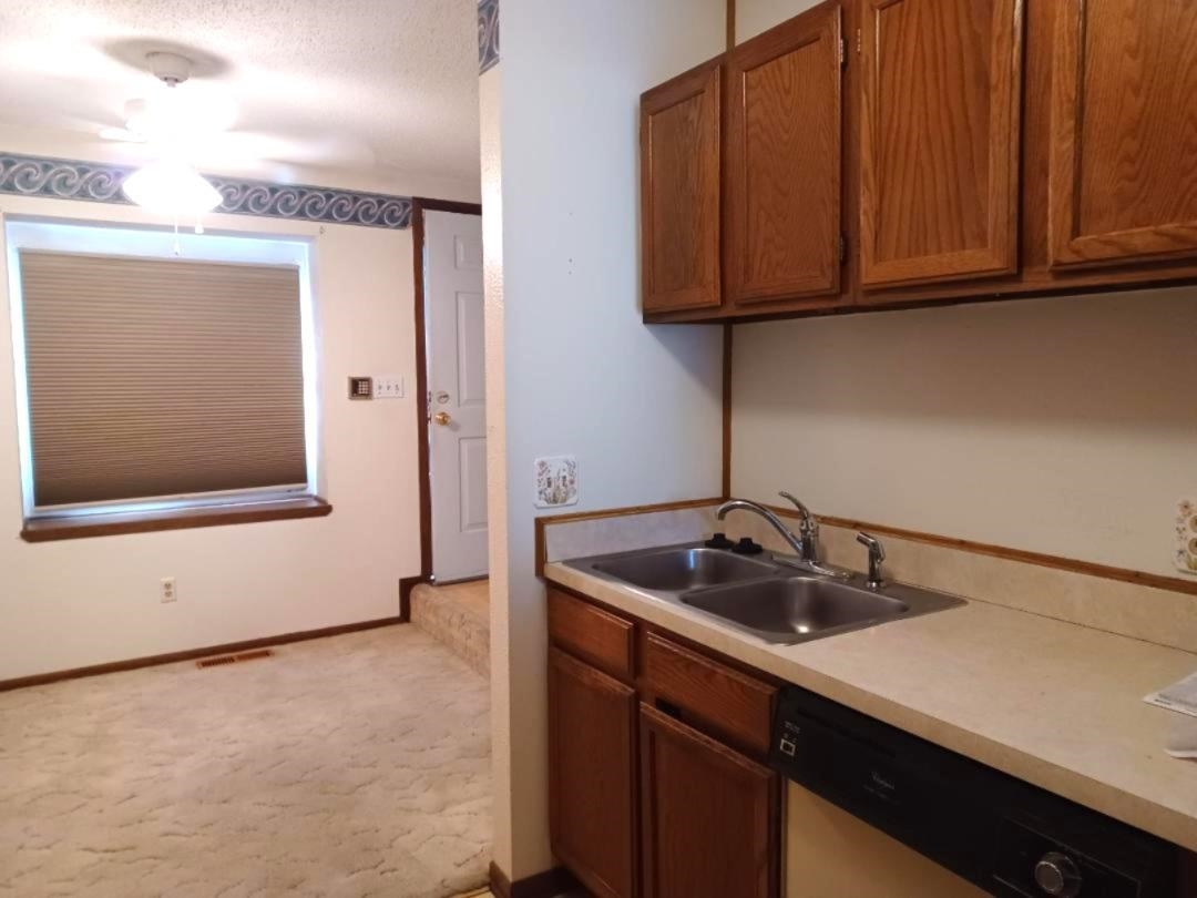 1530 N Smith Cir Unit #703 Property Photo 5