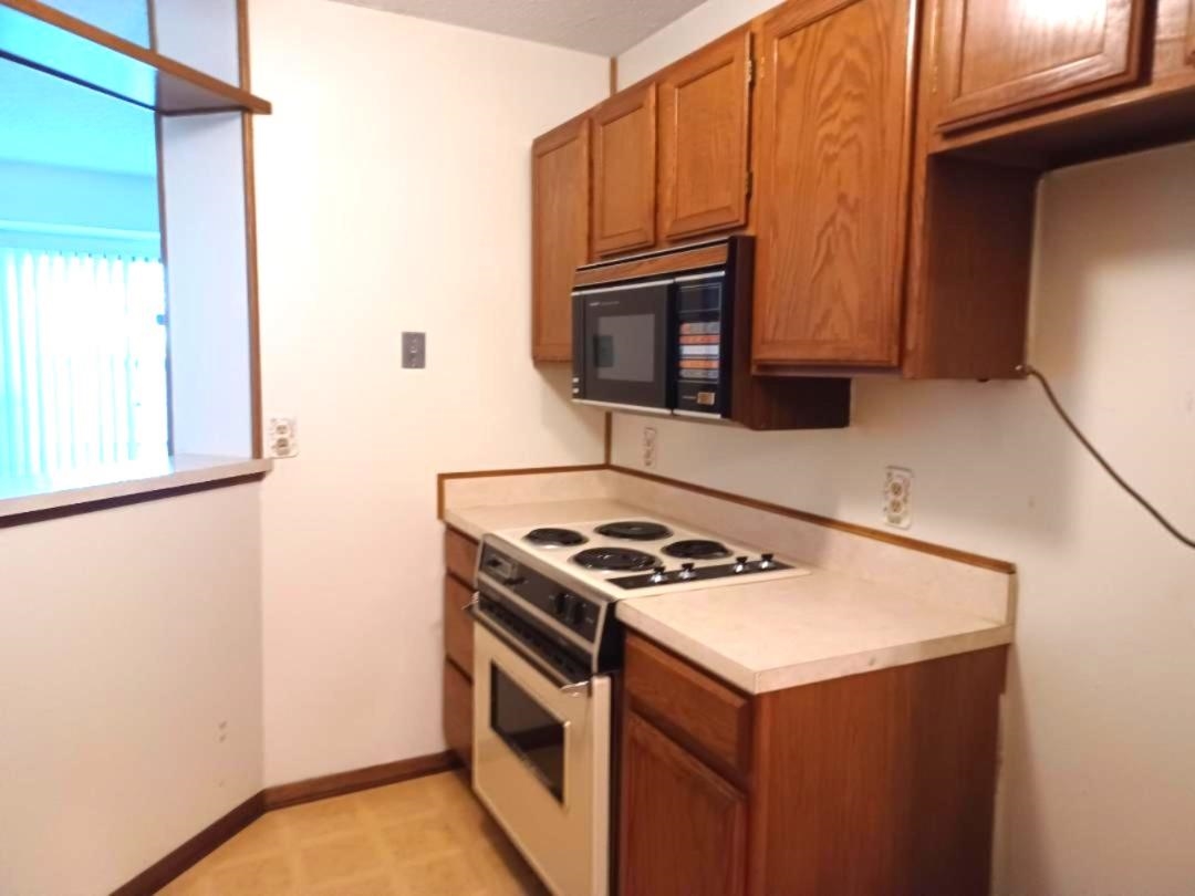 1530 N Smith Cir Unit #703 Property Photo 6
