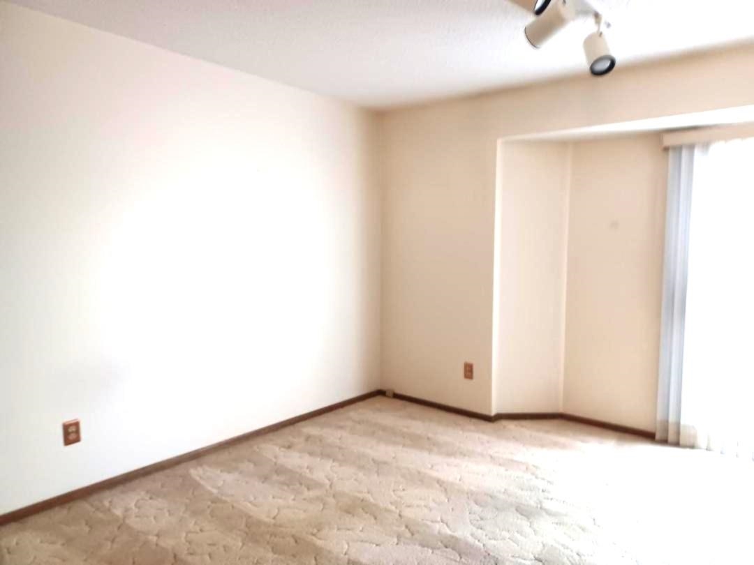 1530 N Smith Cir Unit #703 Property Photo 7