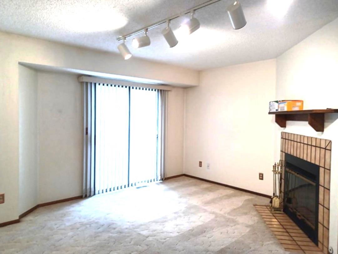 1530 N Smith Cir Unit #703 Property Photo 8