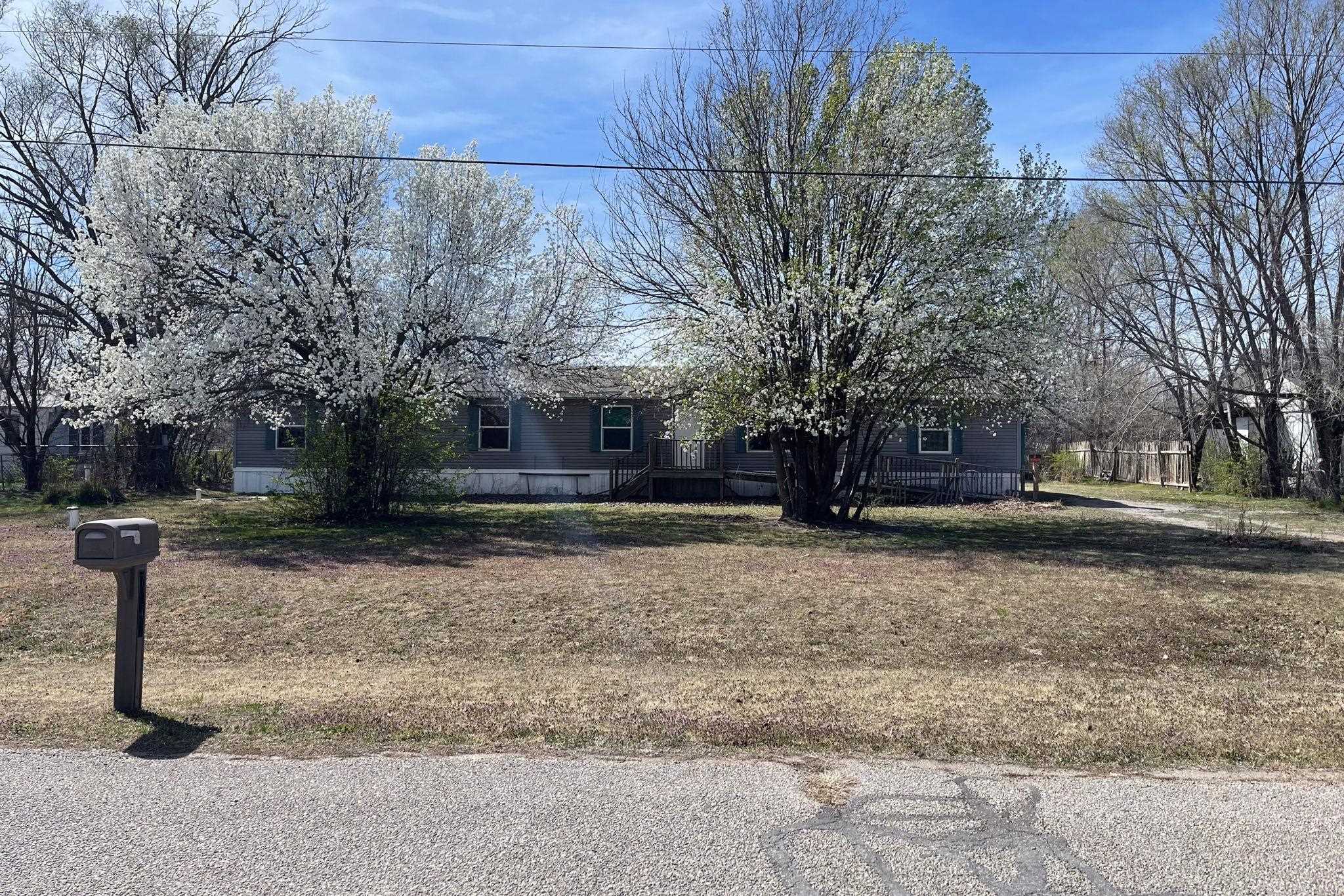 7047 S Volutsia St Property Photo