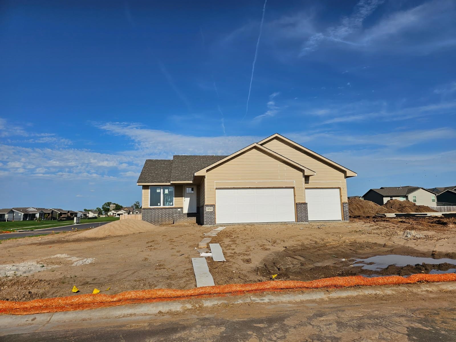 10741 W Sondra Ct Property Photo 1