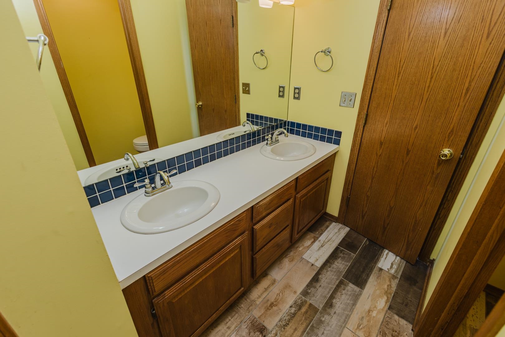 2147 N Tee Time Property Photo 13