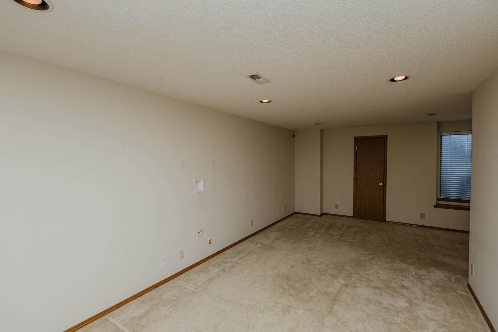 2147 N Tee Time Property Photo 21