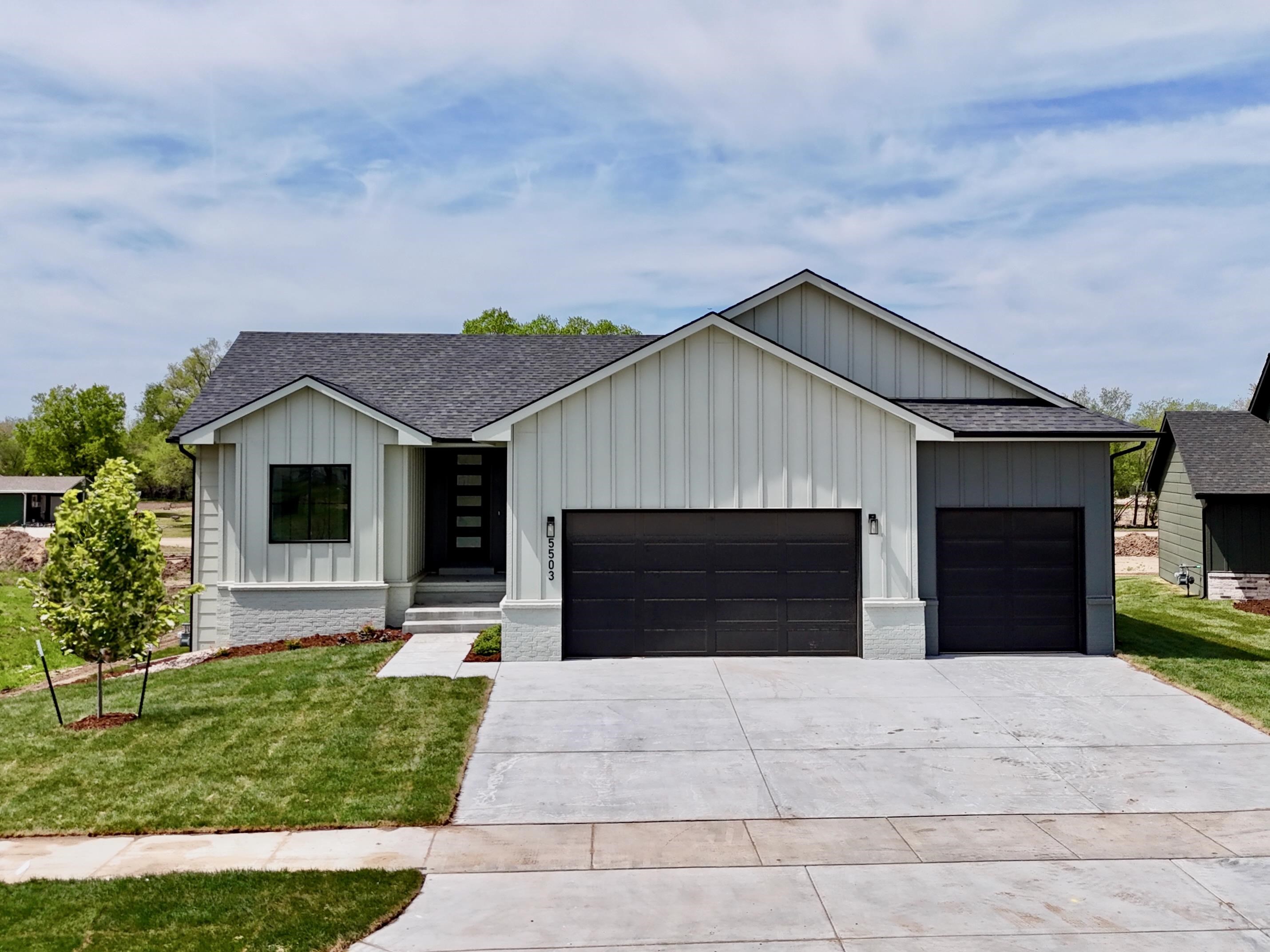5503 N St. Paul St. Property Photo 1