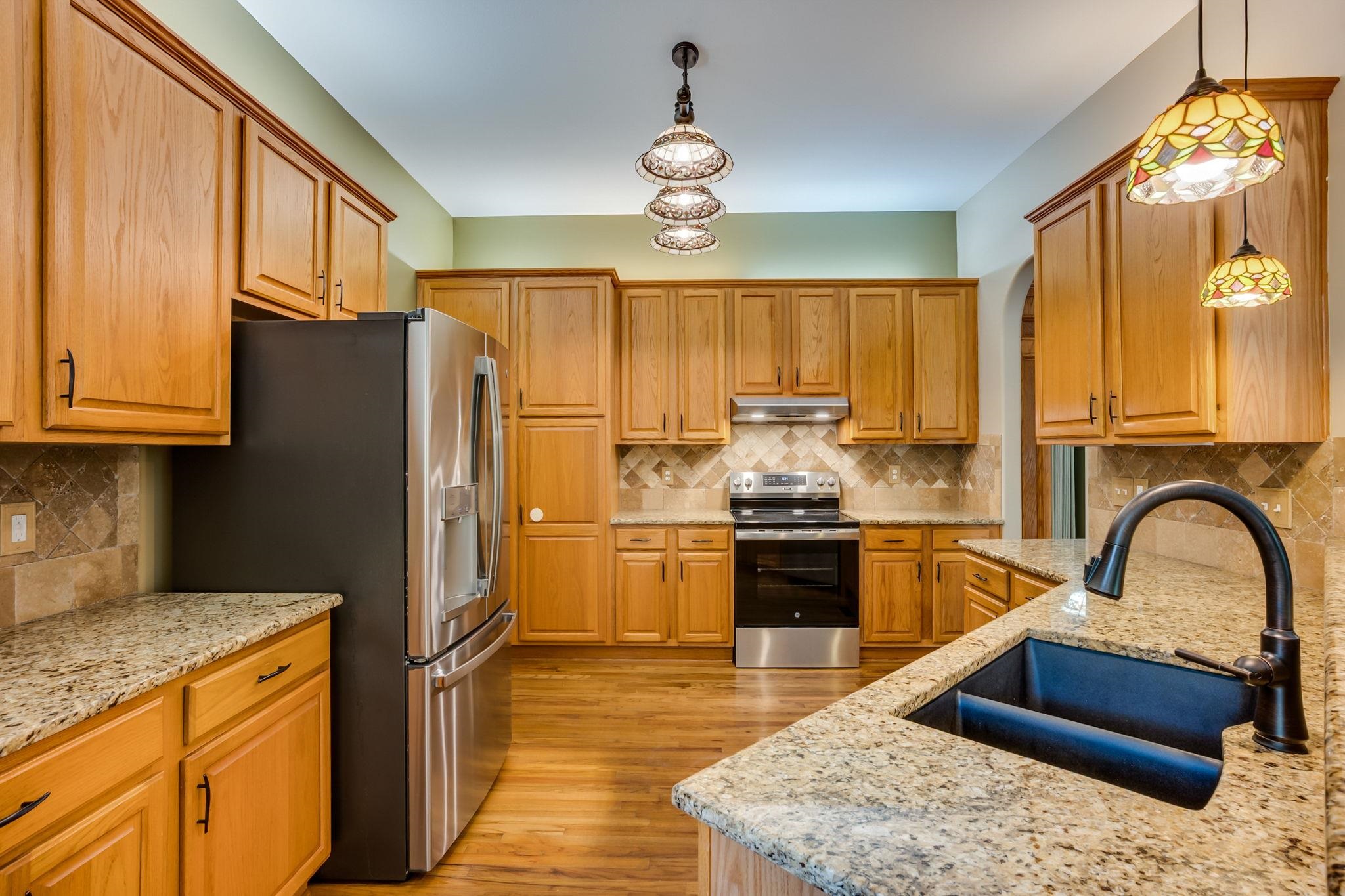 1217 N Hickory Creek Ct Property Photo 10