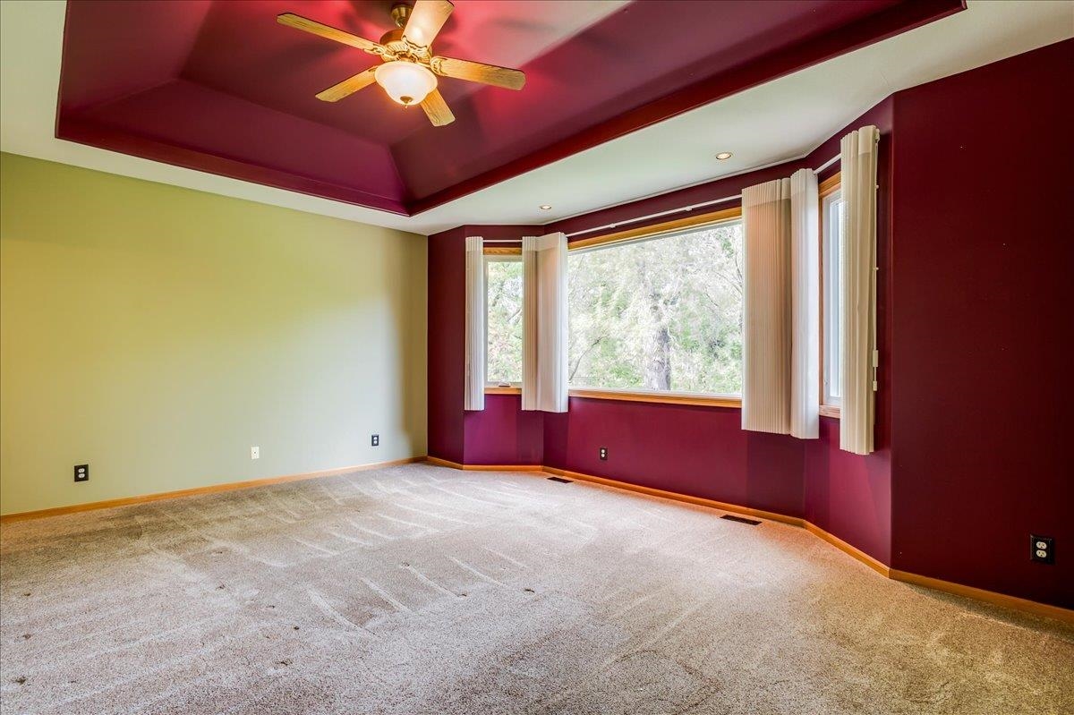 1217 N Hickory Creek Ct Property Photo 14