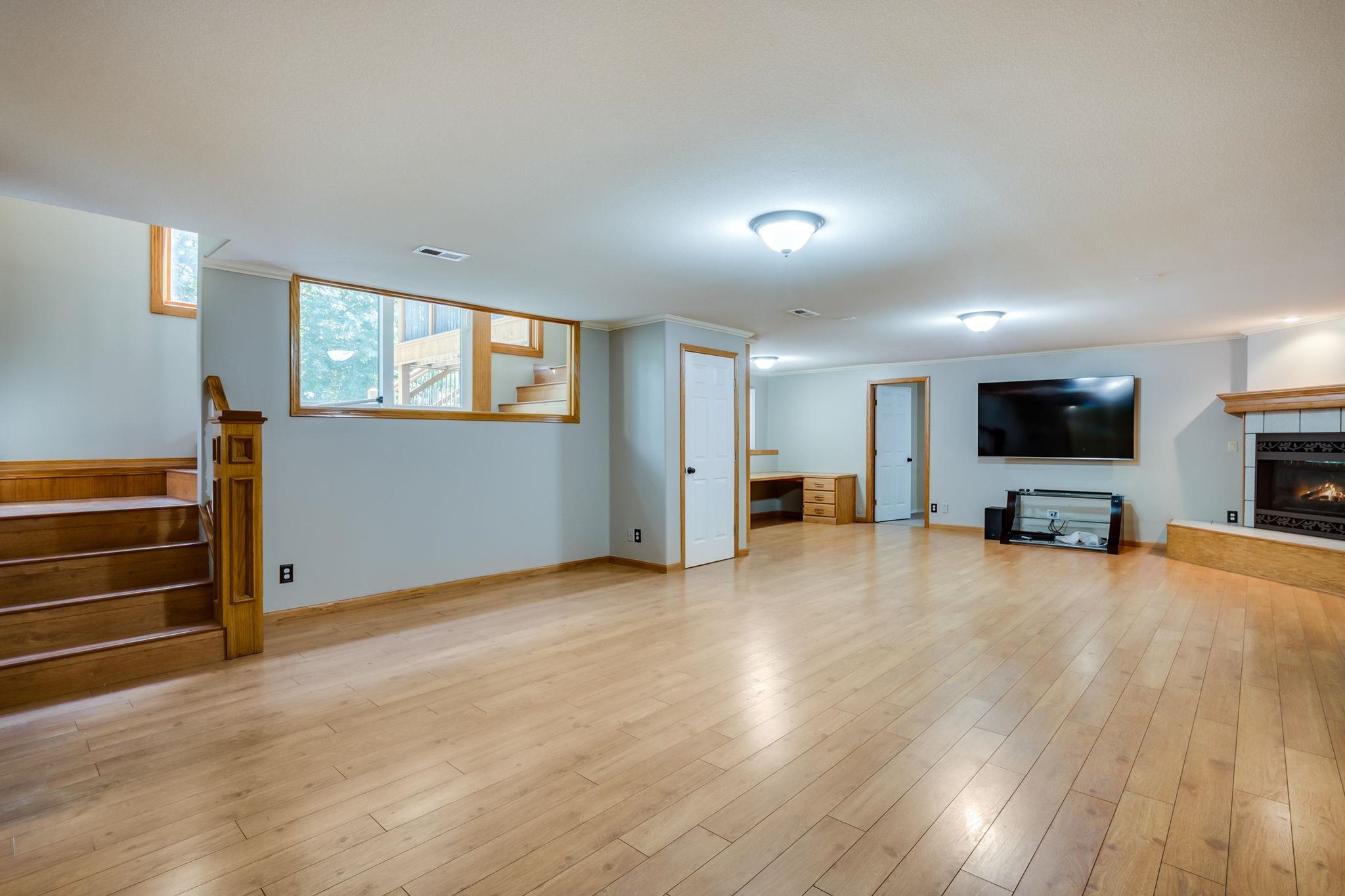 1217 N Hickory Creek Ct Property Photo 23