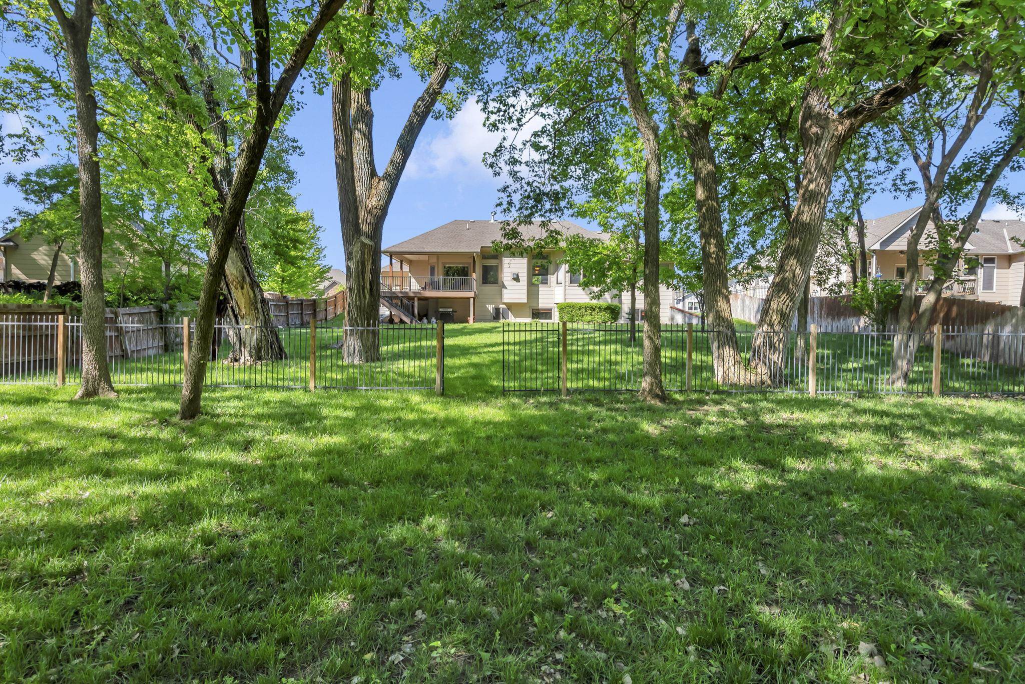 316 E Timber Creek Property Photo 35