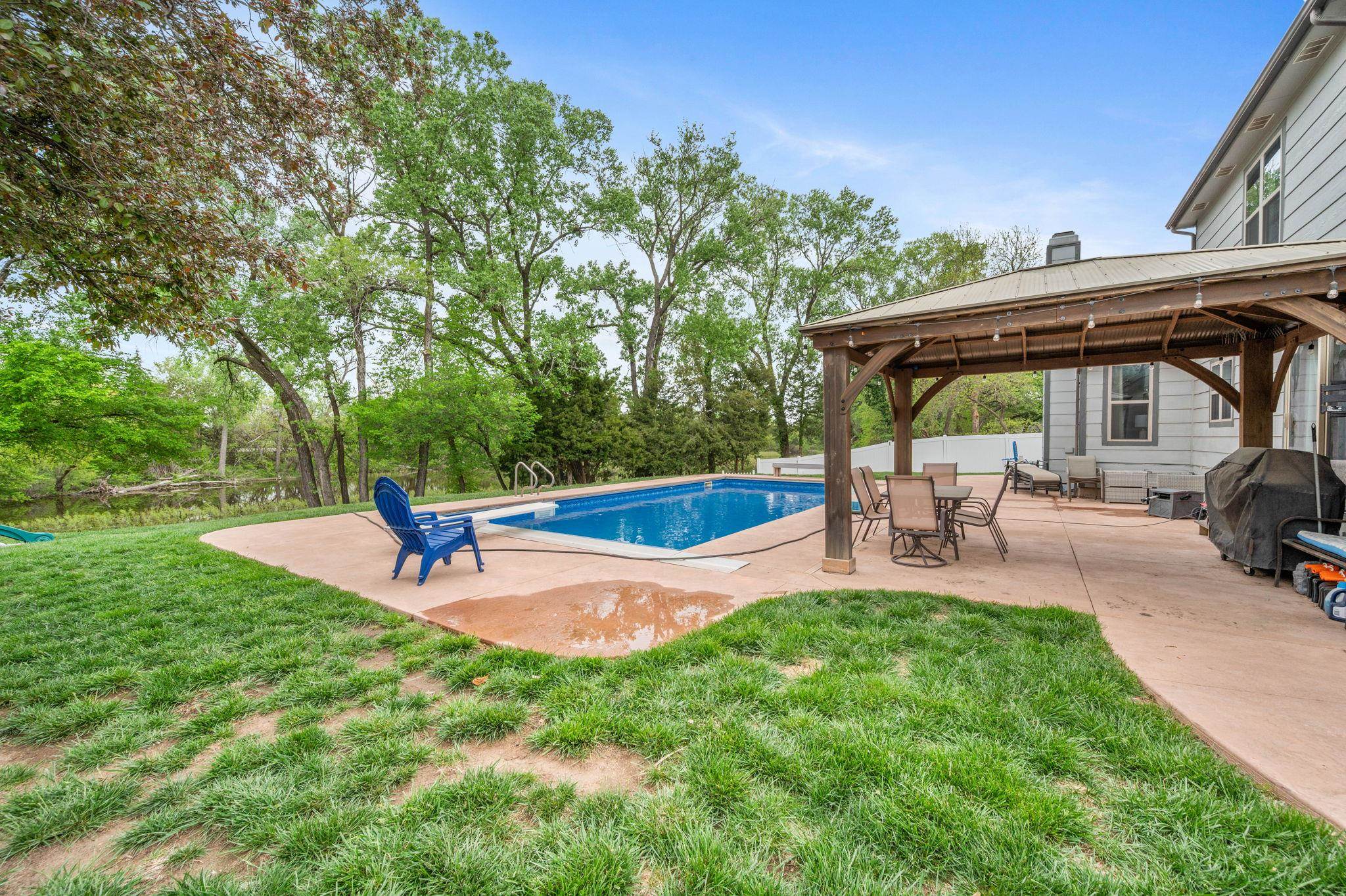13930 E Lakeview Property Photo