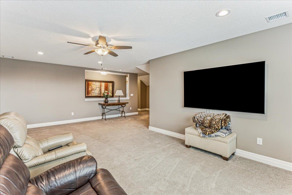 4034 N Solano Cir Property Photo 26