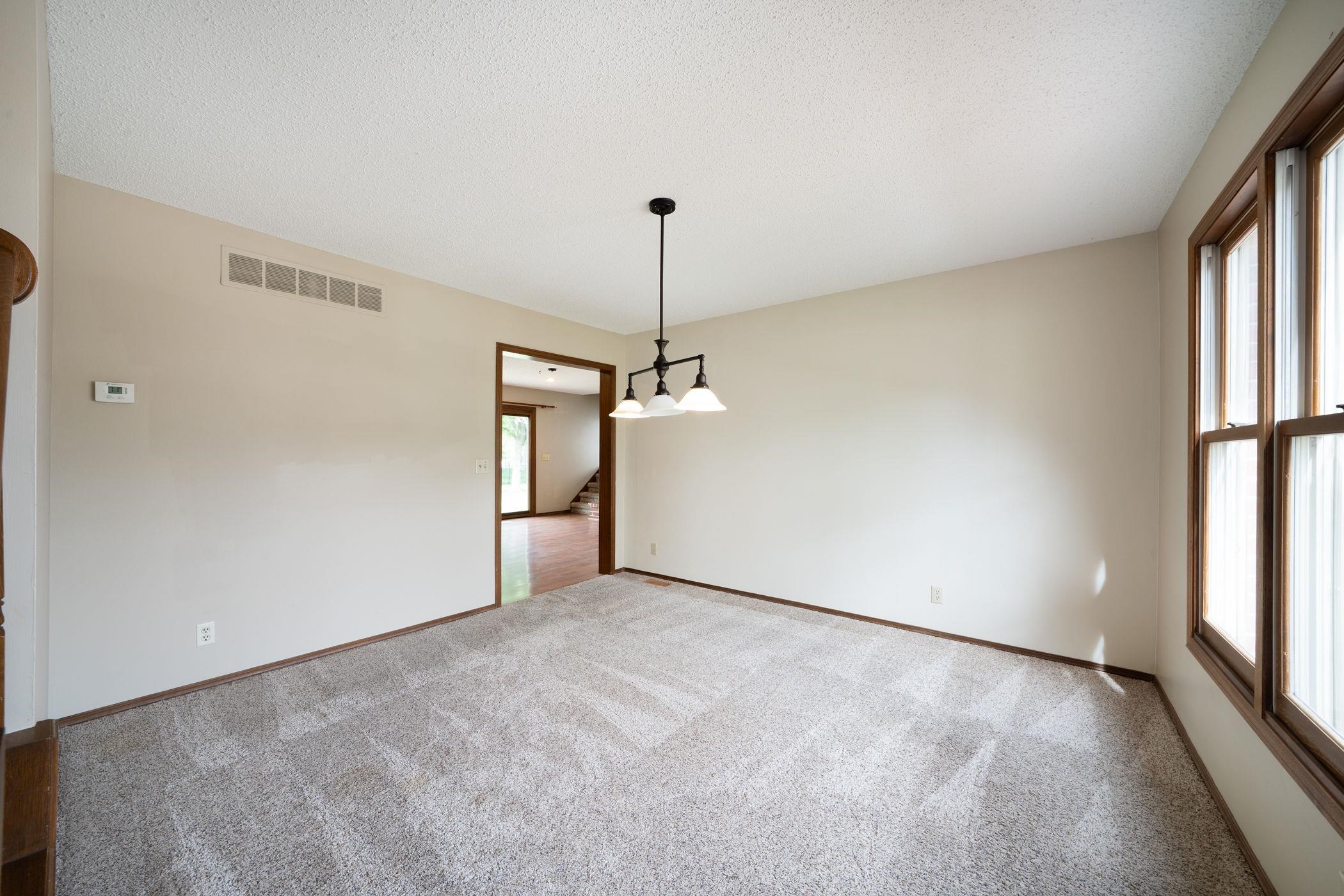 2856 N Tallgrass St Property Photo 3