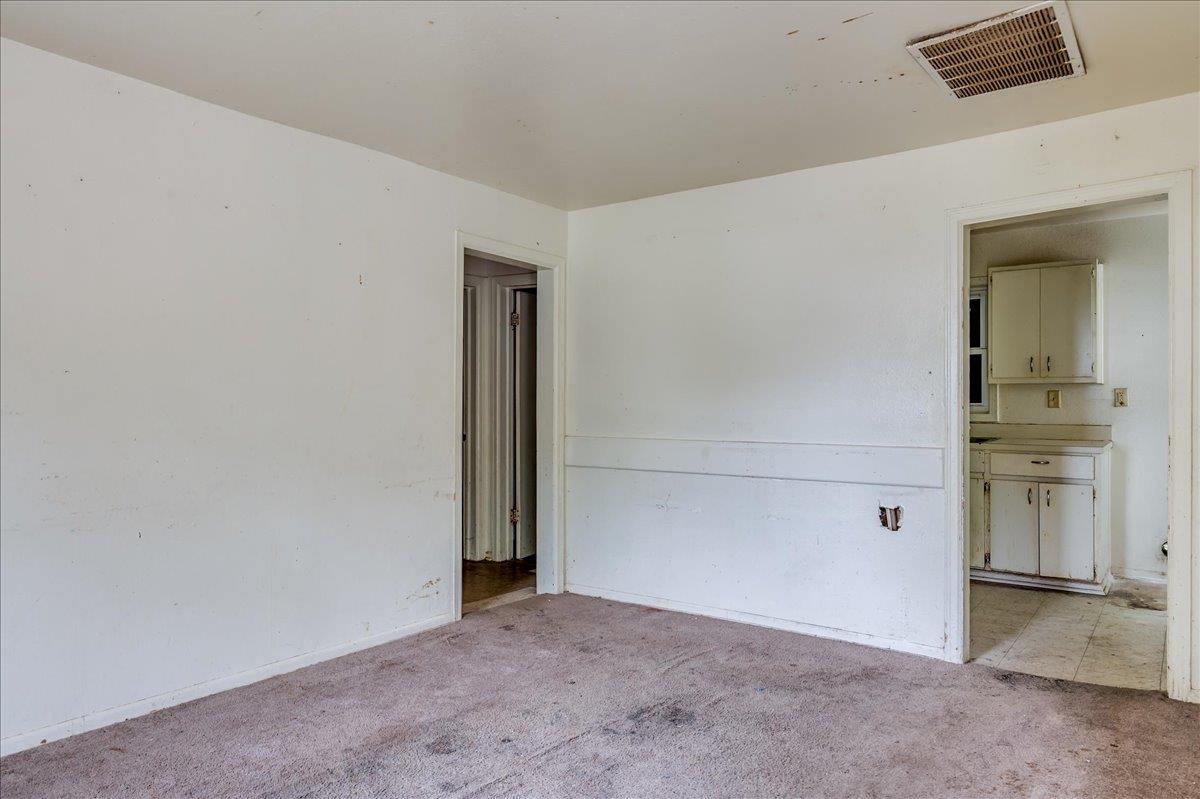 1721 N Estelle Ave Property Photo 2