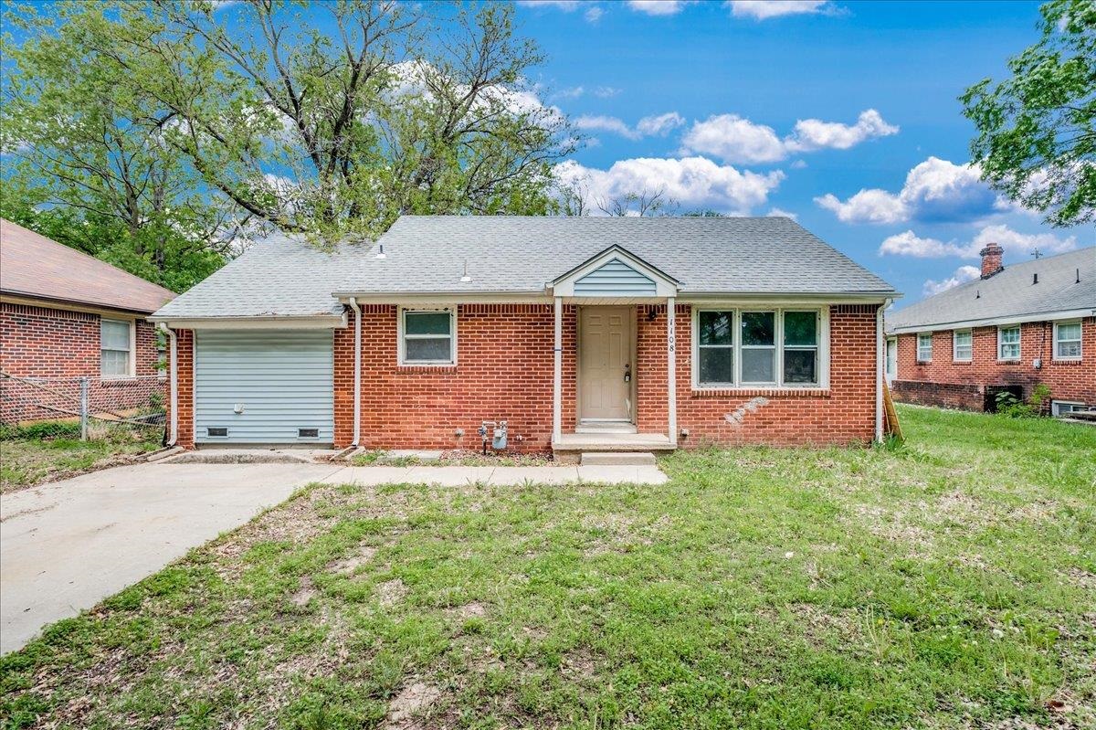 1108 N Estelle Property Photo