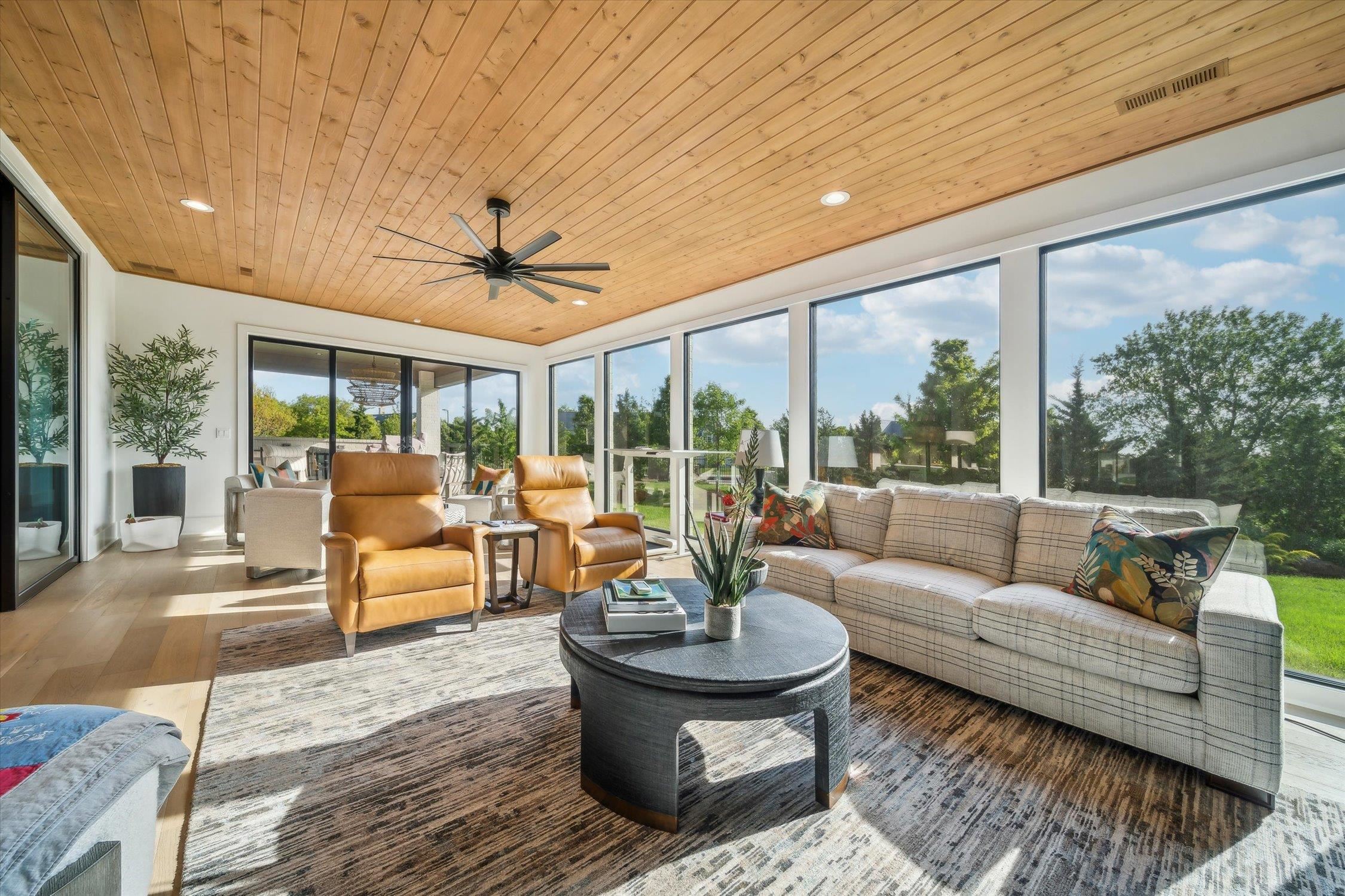 10924 E Steeplechase Ct Property Photo 15