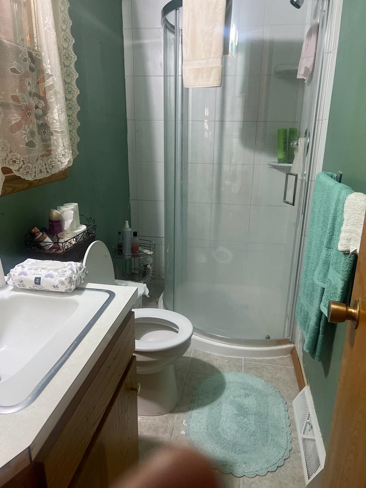 3366 S Oak St Property Photo 9