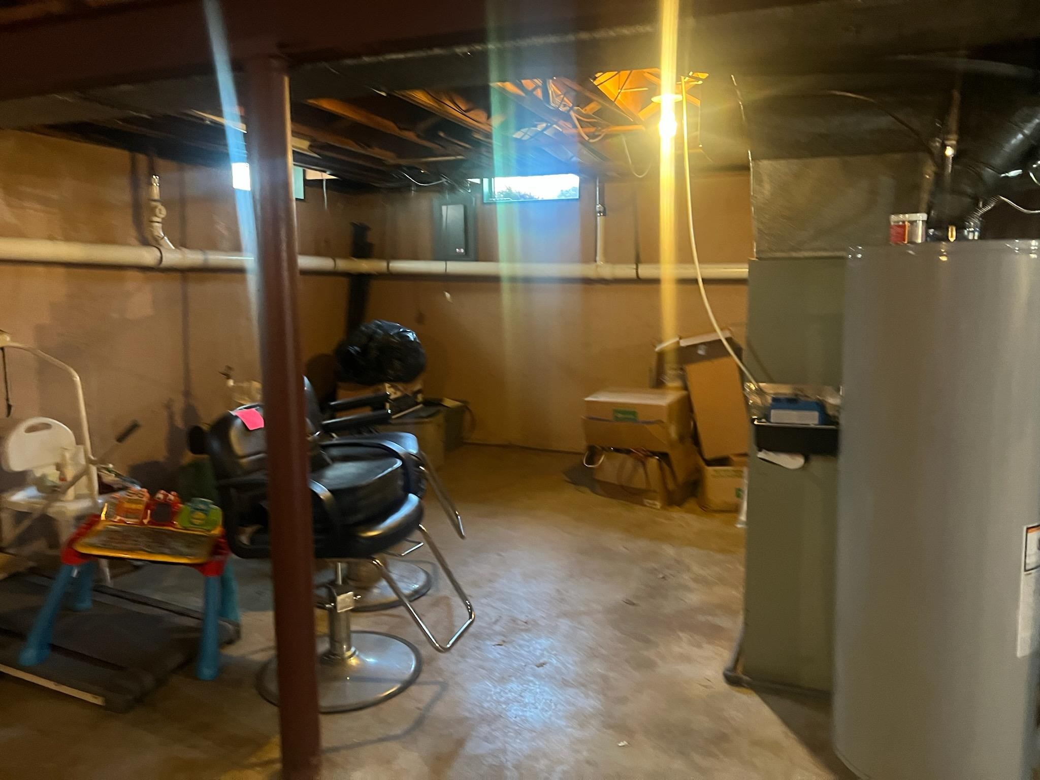 3366 S Oak St Property Photo 16