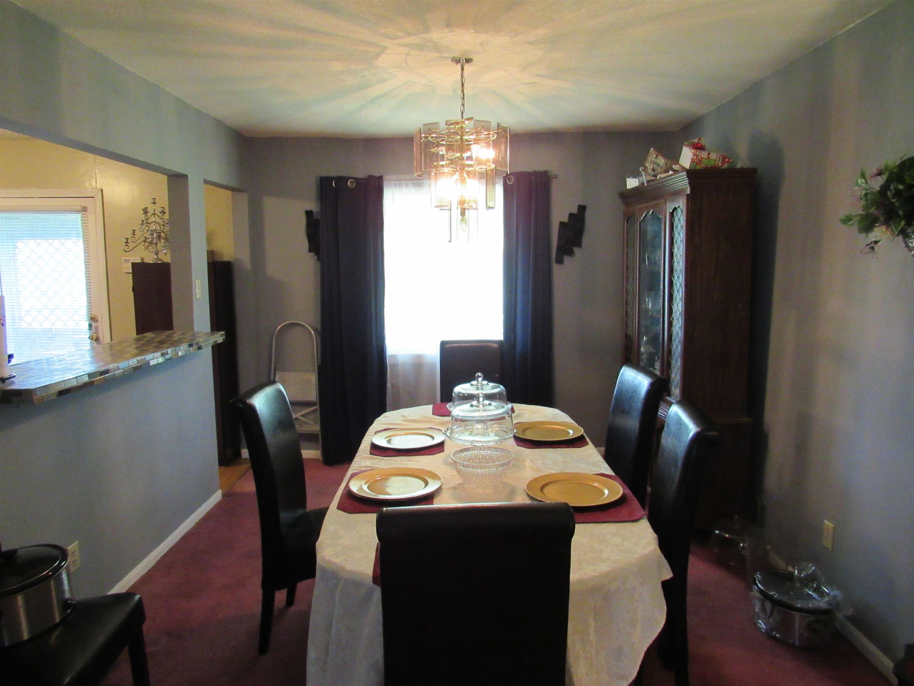 2861 Fairmount Ave Property Photo 6