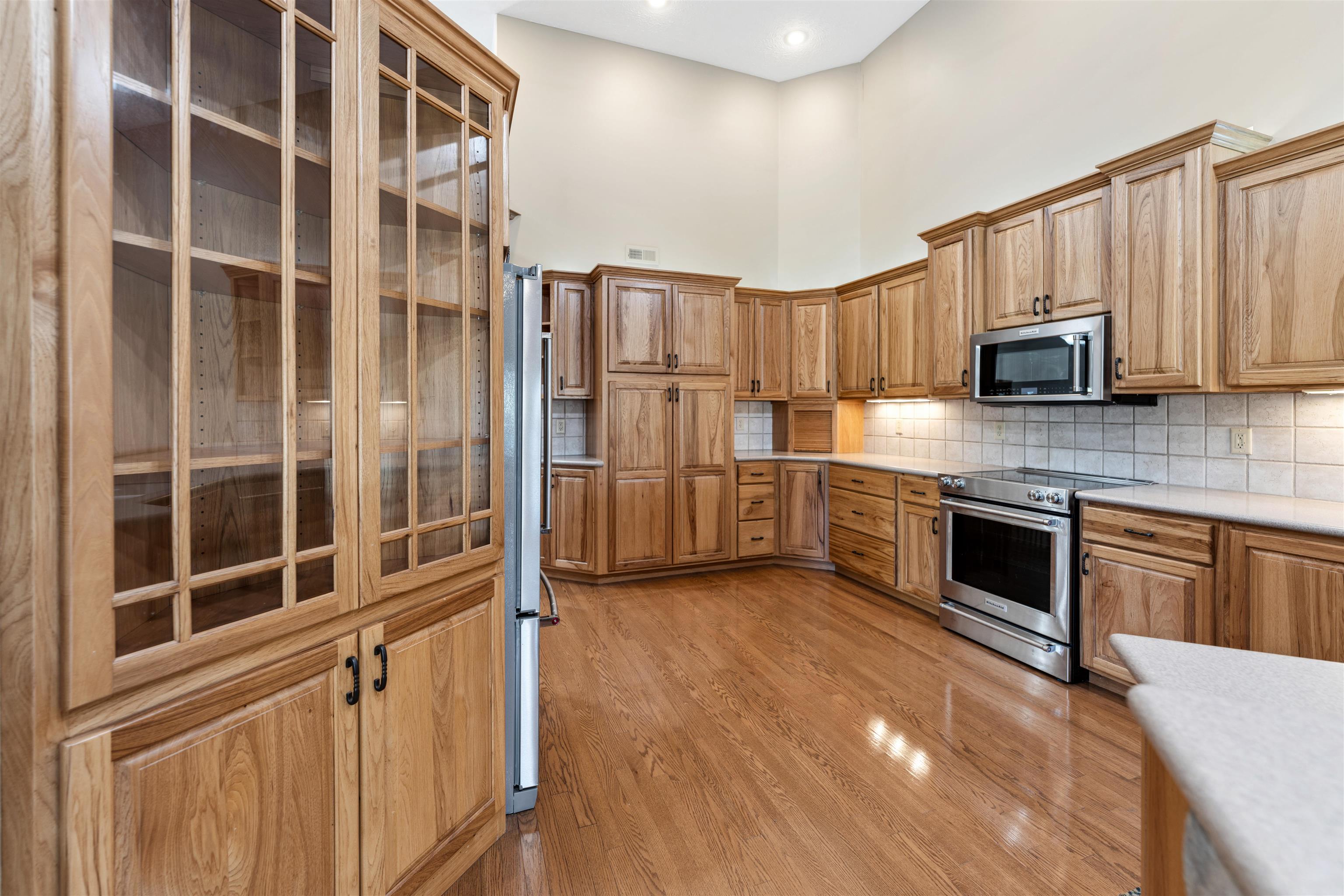 2502 Maclean Cir. Property Photo 8