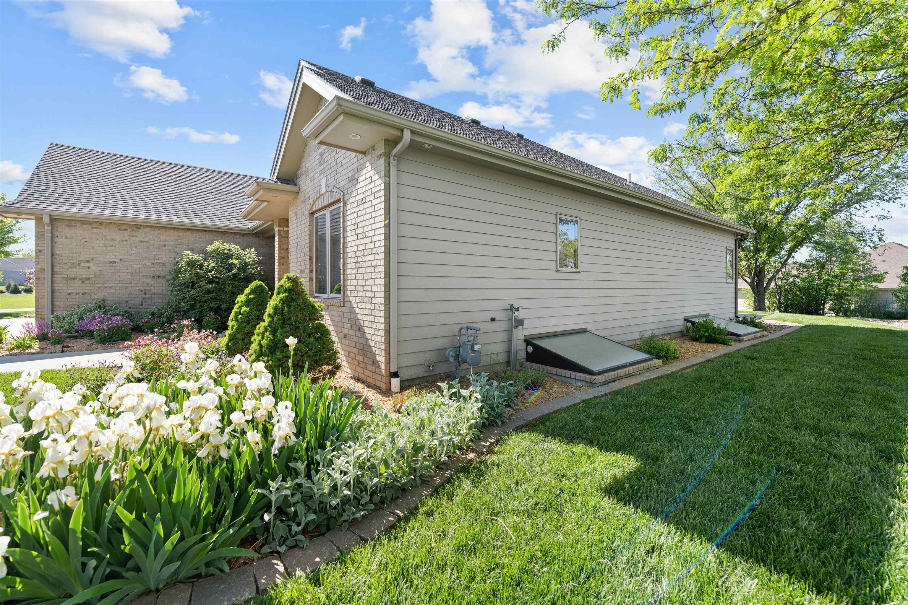 2502 Maclean Cir. Property Photo 26