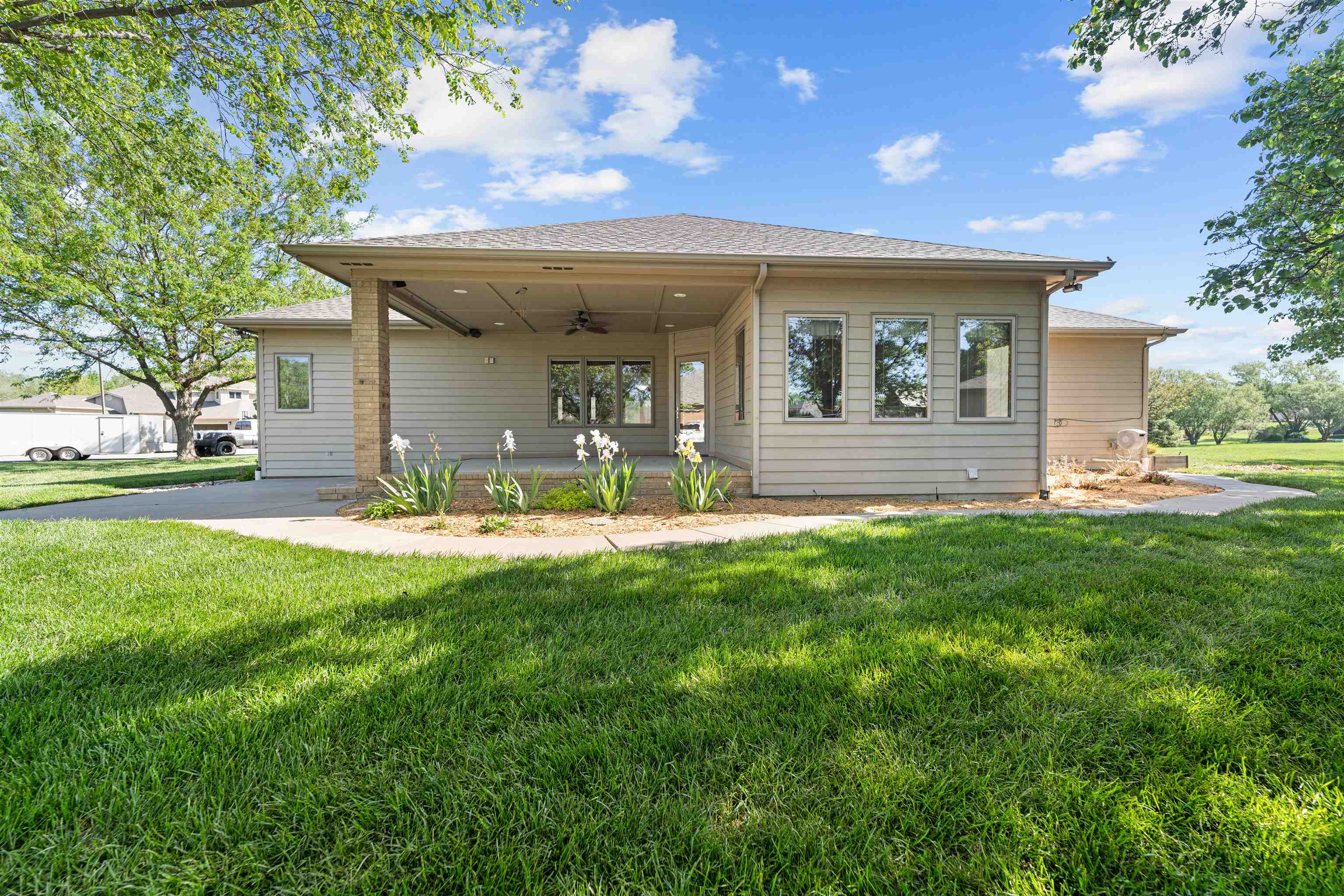 2502 Maclean Cir. Property Photo 28