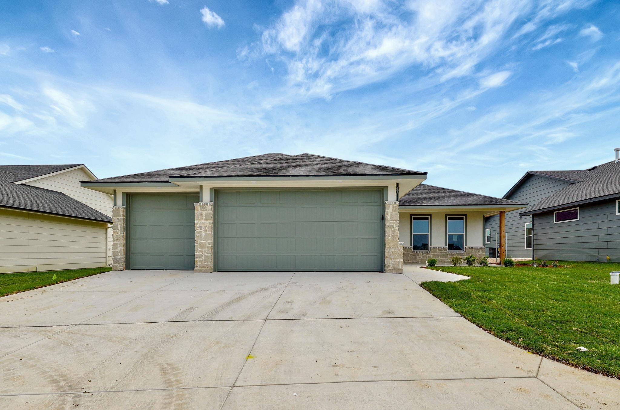 13011 E Equestrian Property Photo 2