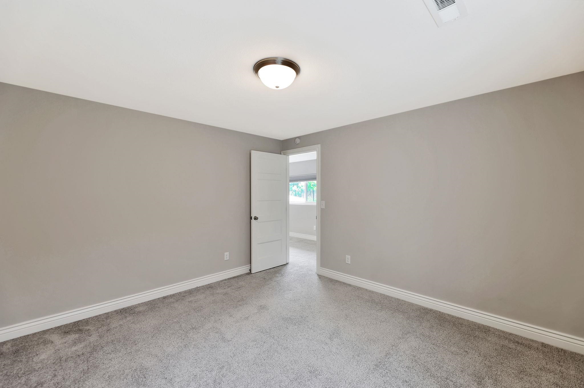 2829 E Mantane Circle Property Photo 26