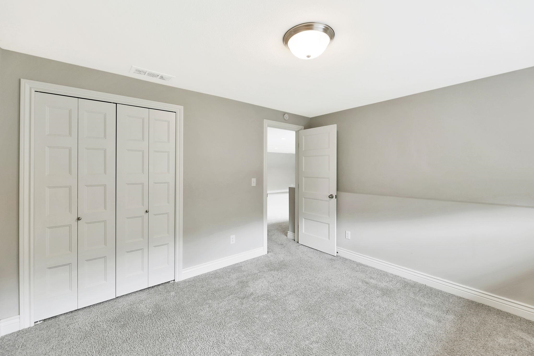 2829 E Mantane Circle Property Photo 29
