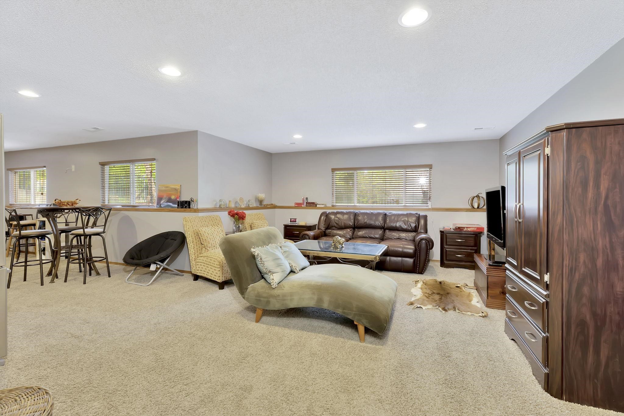 2528 N Fieldstone St Property Photo 24