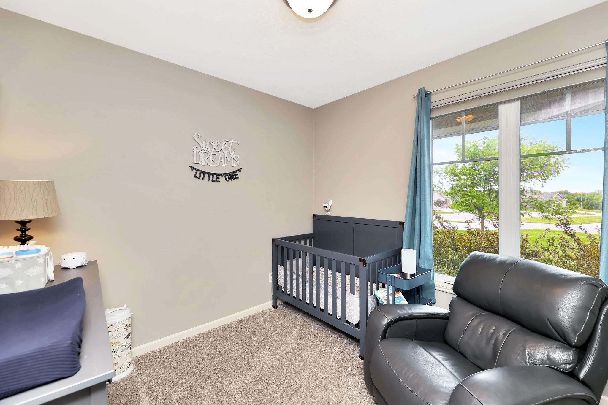 1240 N Countrywalk Ct Property Photo 17
