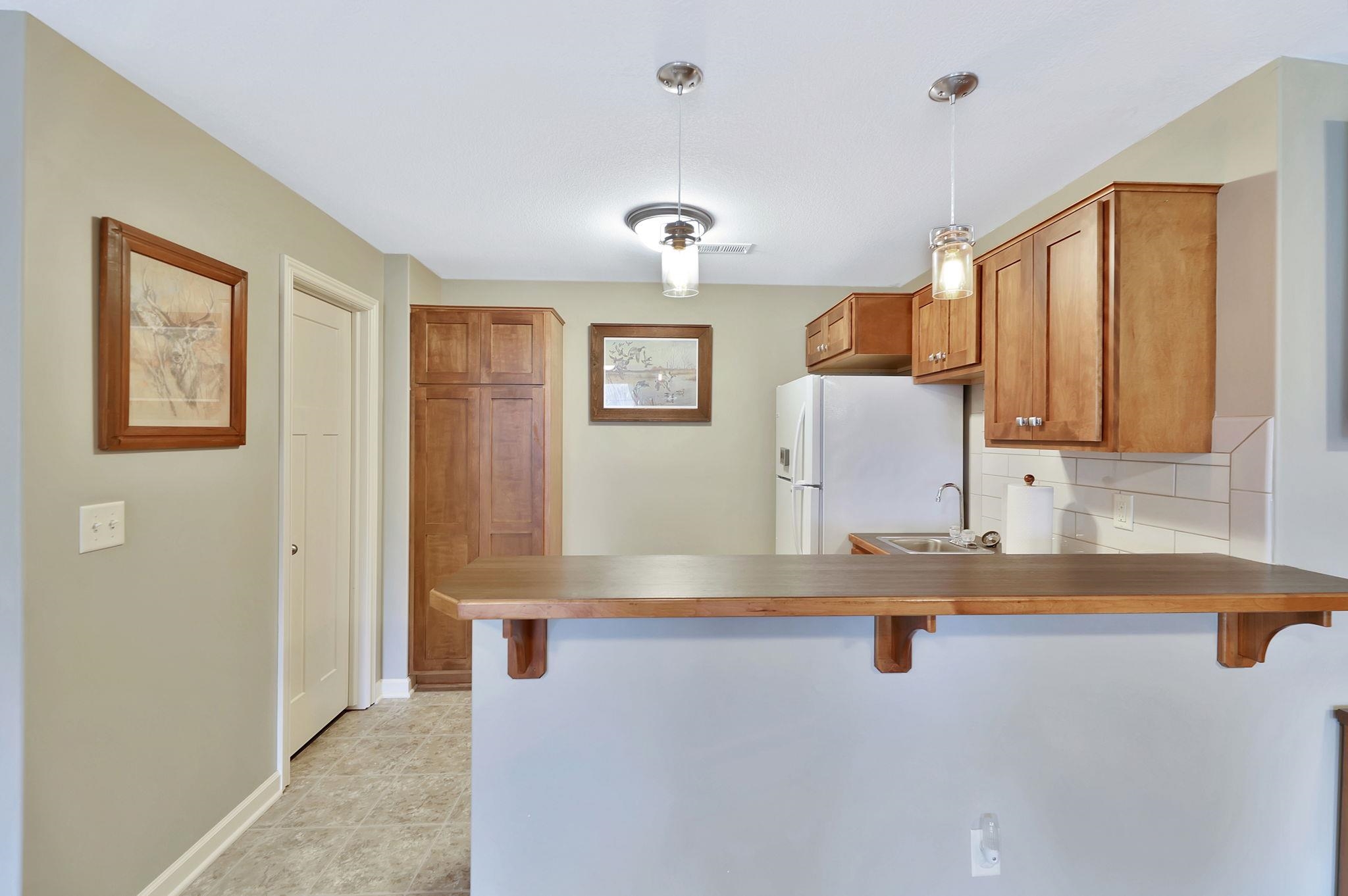 1240 N Countrywalk Ct Property Photo 22