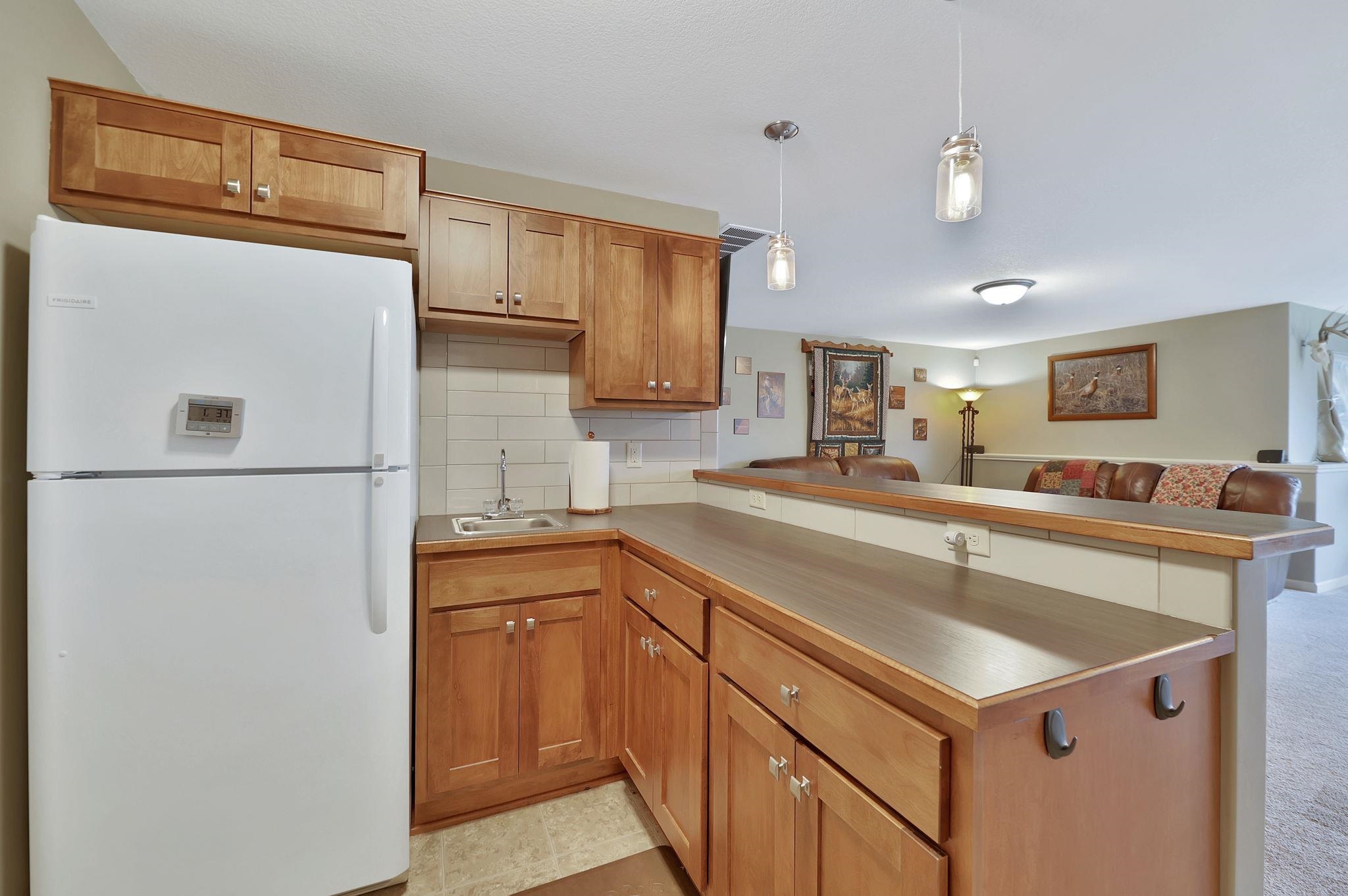 1240 N Countrywalk Ct Property Photo 23