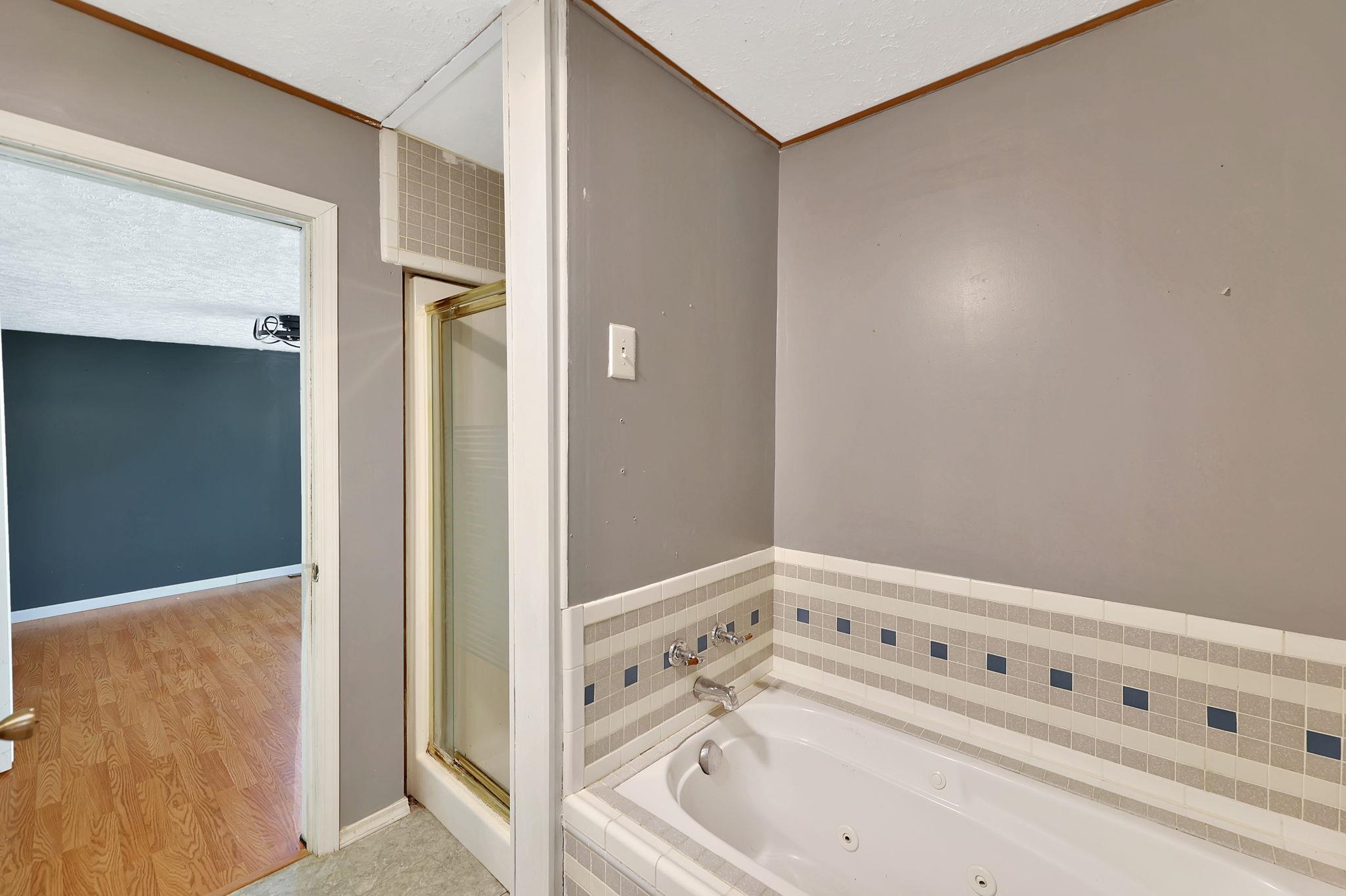 1751 N Payne Property Photo 27