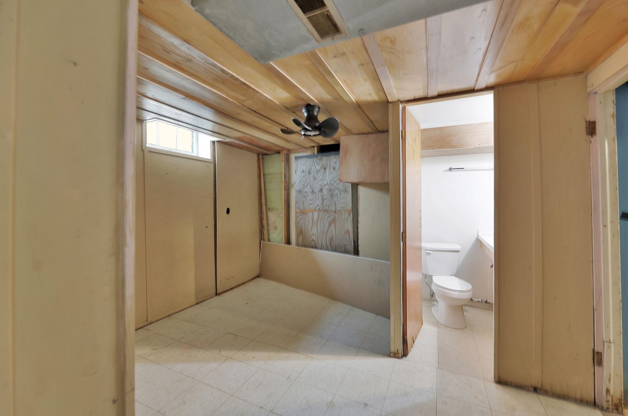 1751 N Payne Property Photo 32