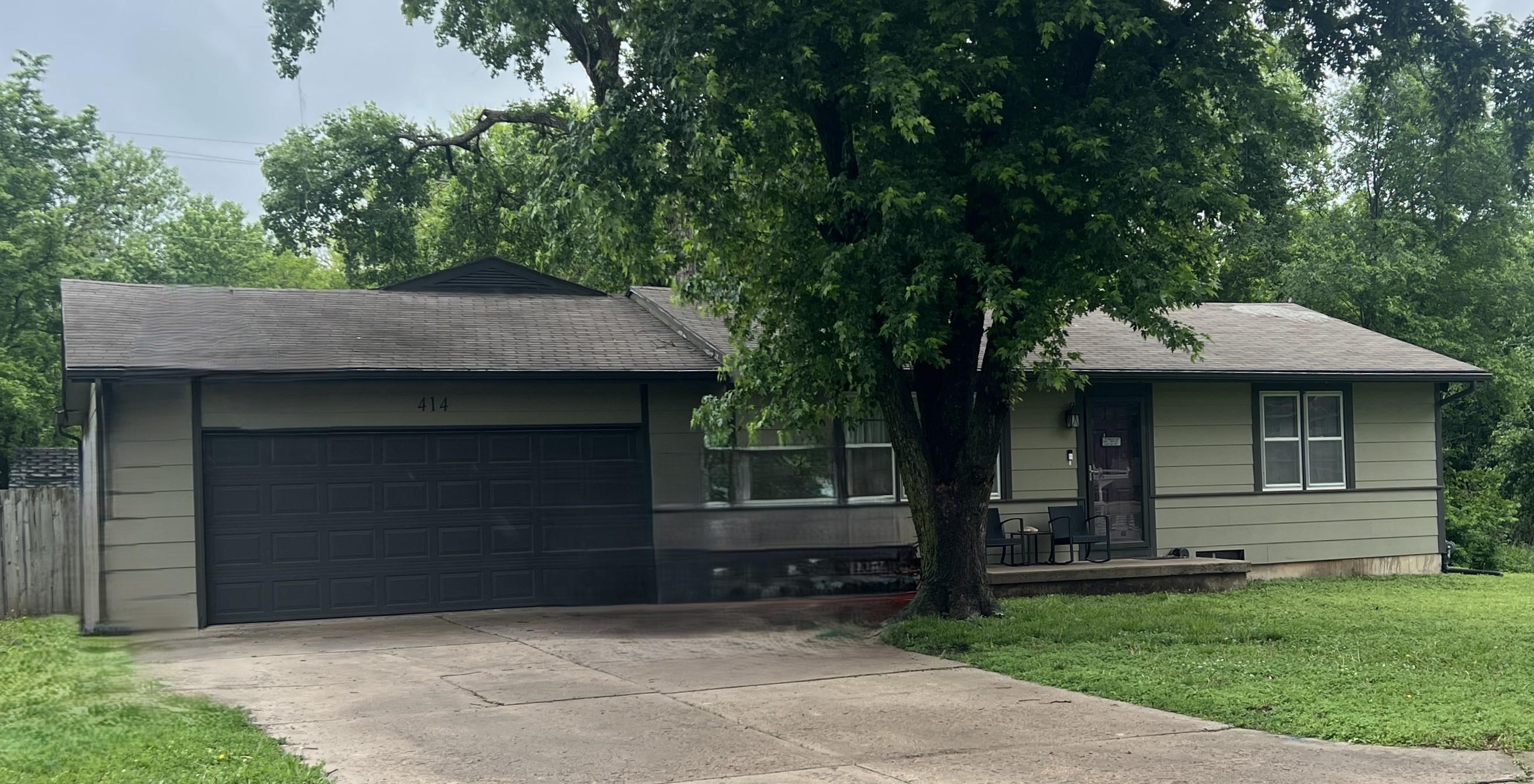 414 Rucker St Property Photo