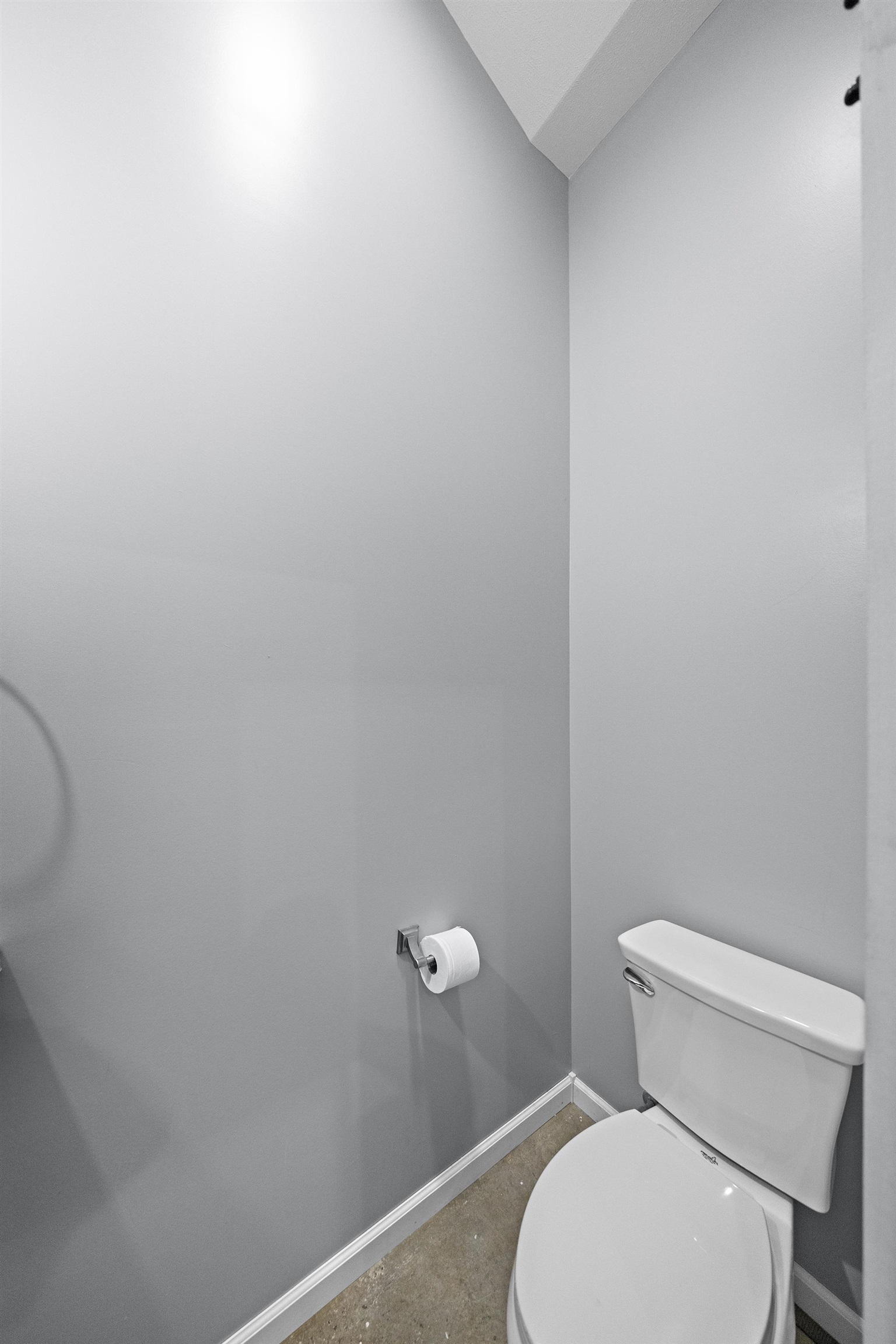304 E Market St Property Photo 21