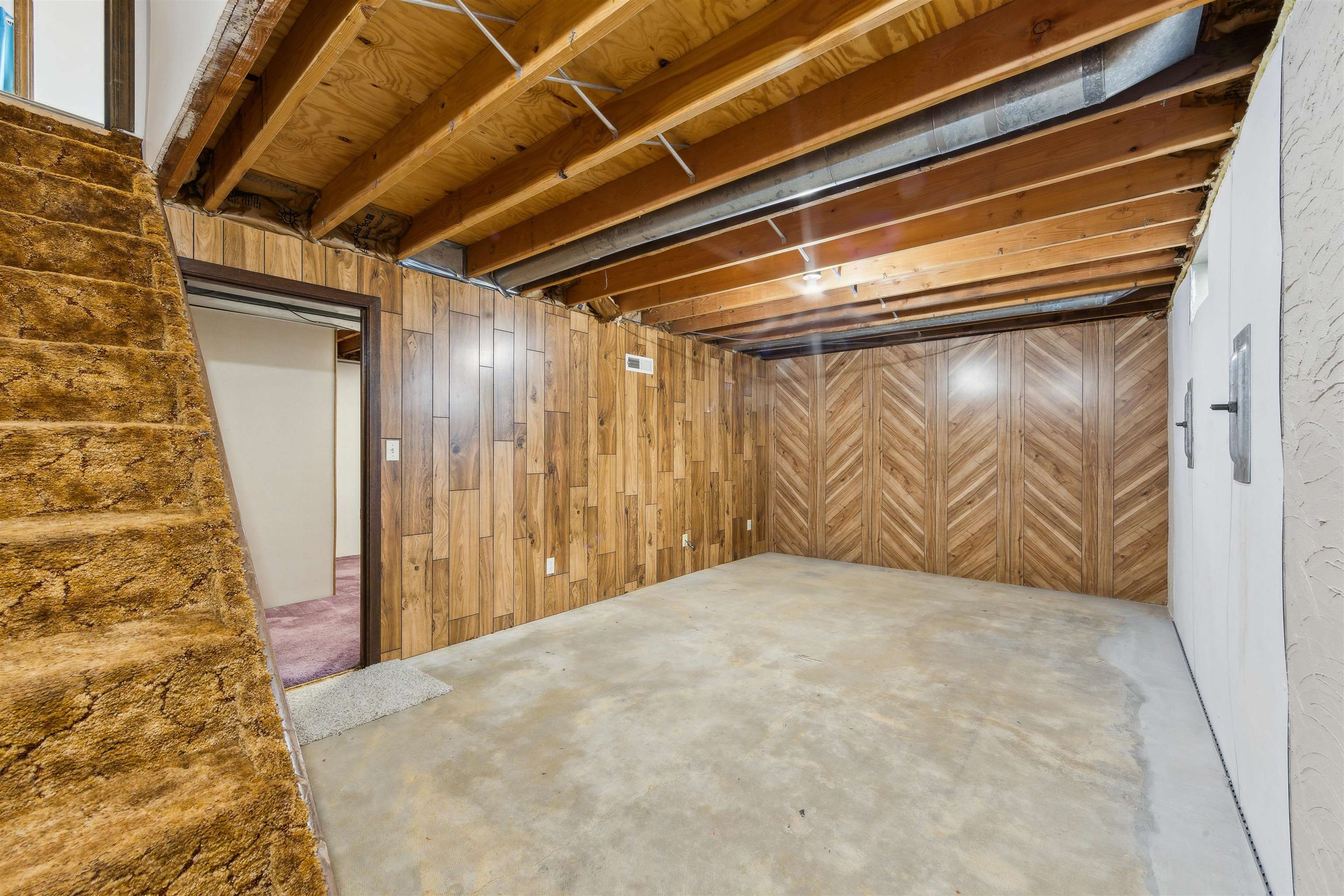 6 Adams Pl Property Photo 23