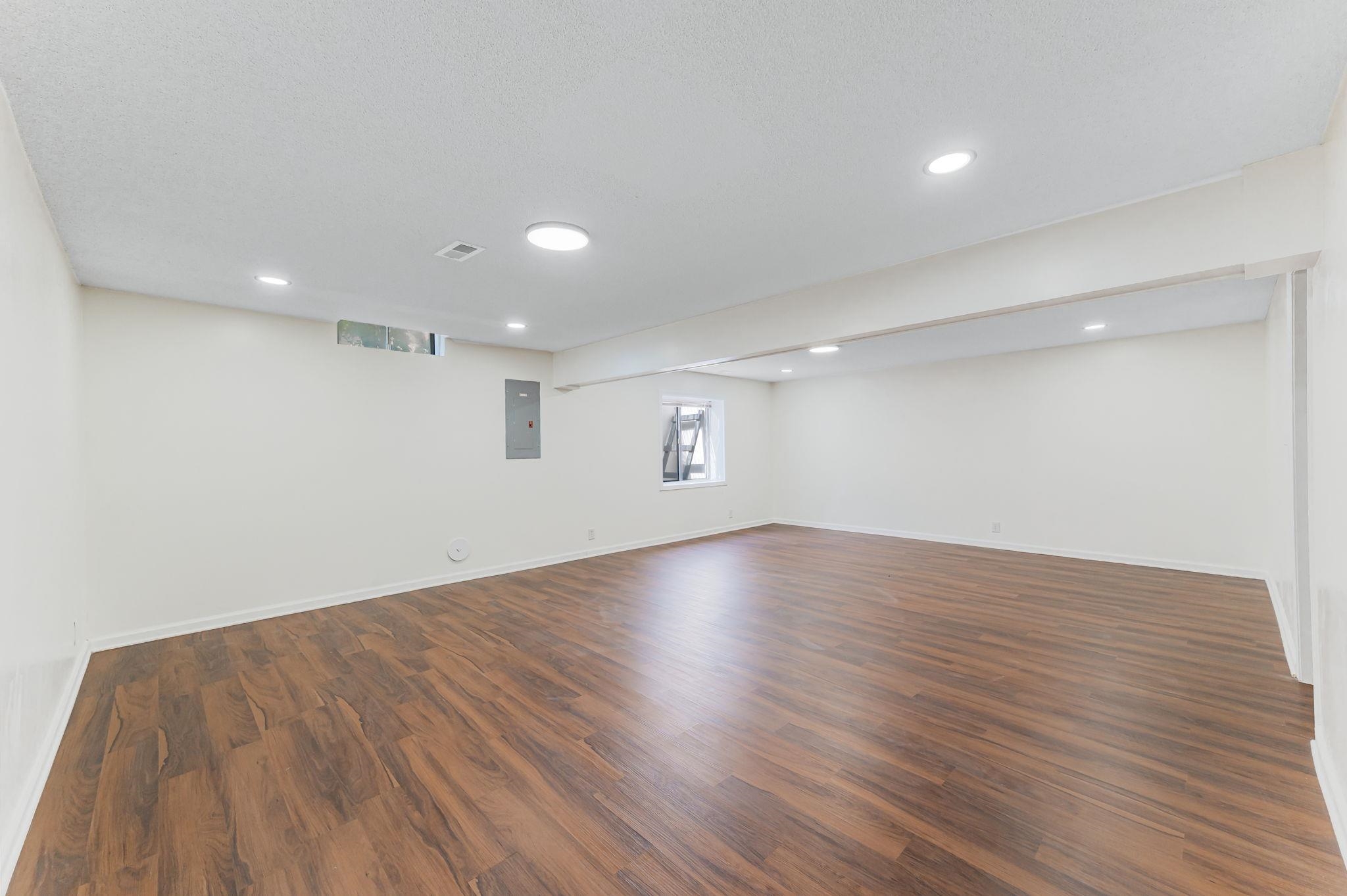 123 N Parkridge St Property Photo 24