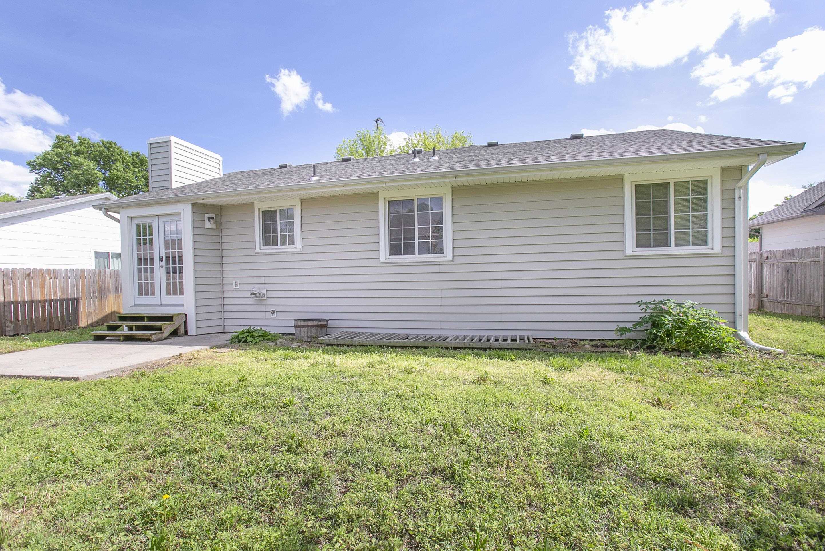 11706 W 18th St. N. Property Photo 4