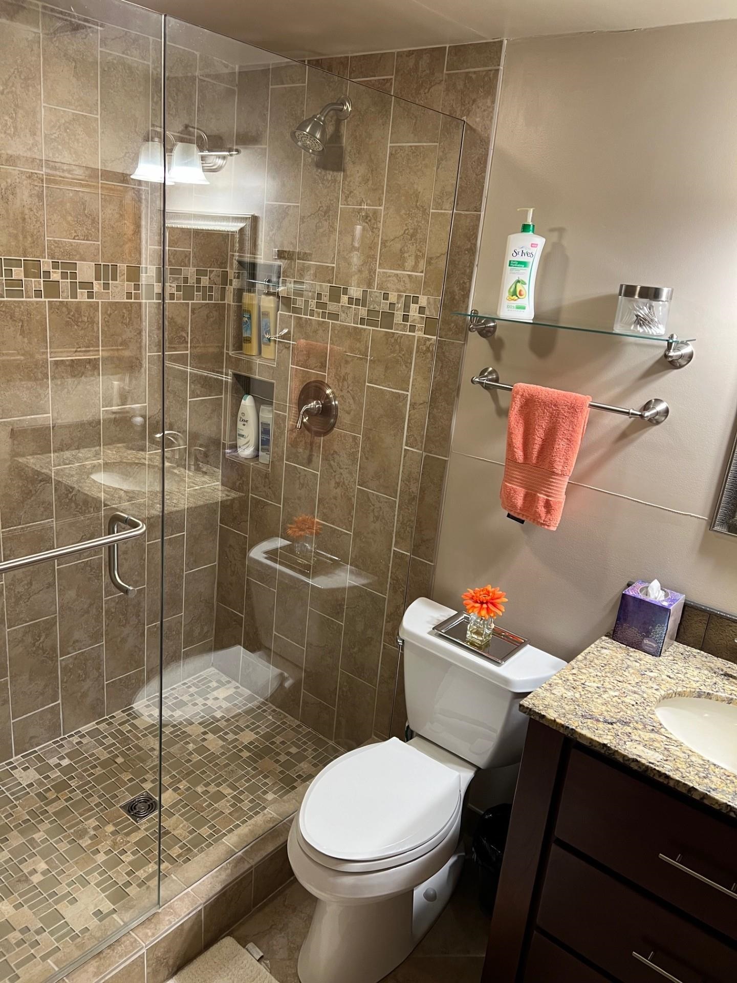 715 S Harvey Property Photo 32