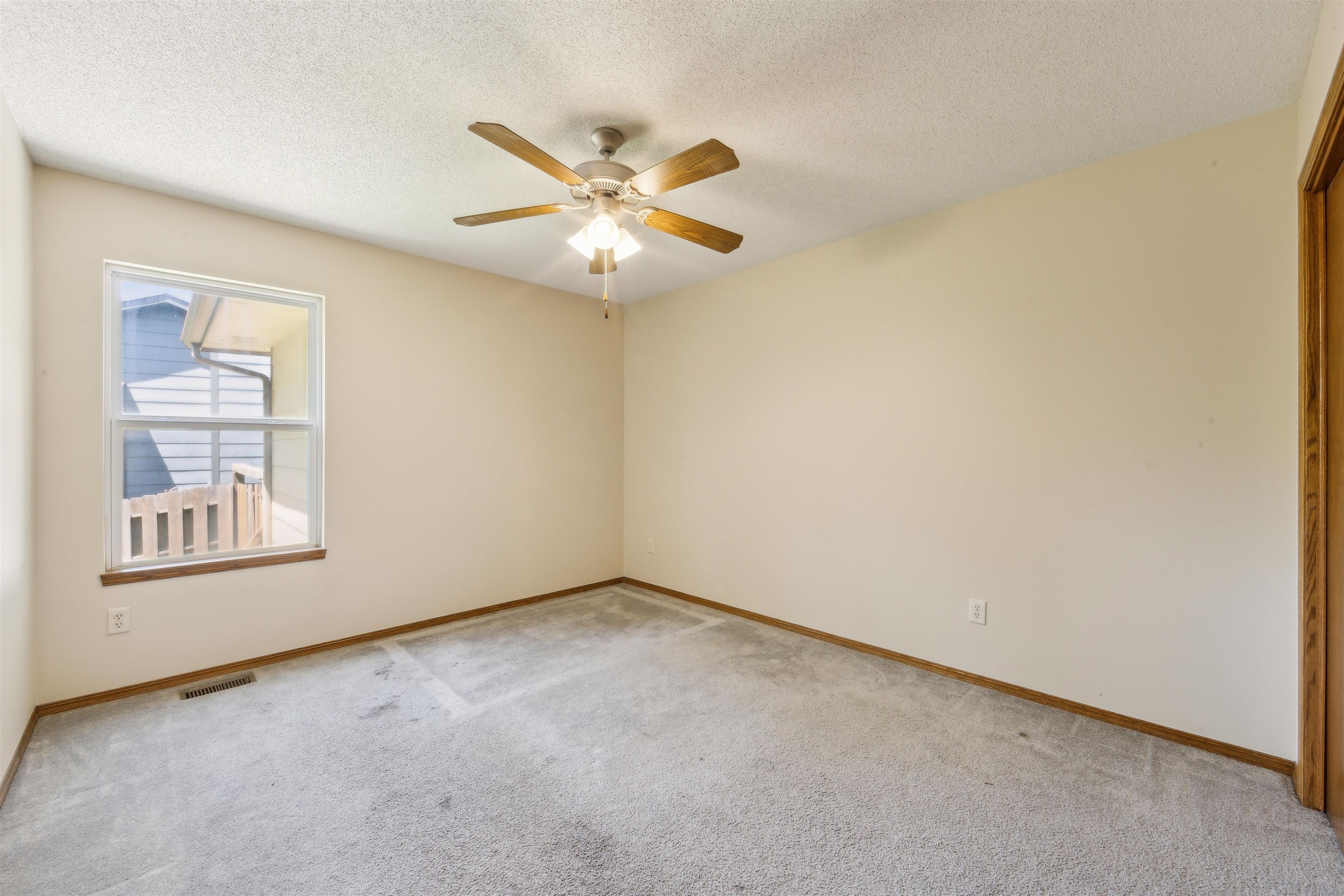 2917 E Lanners Cir Property Photo 18