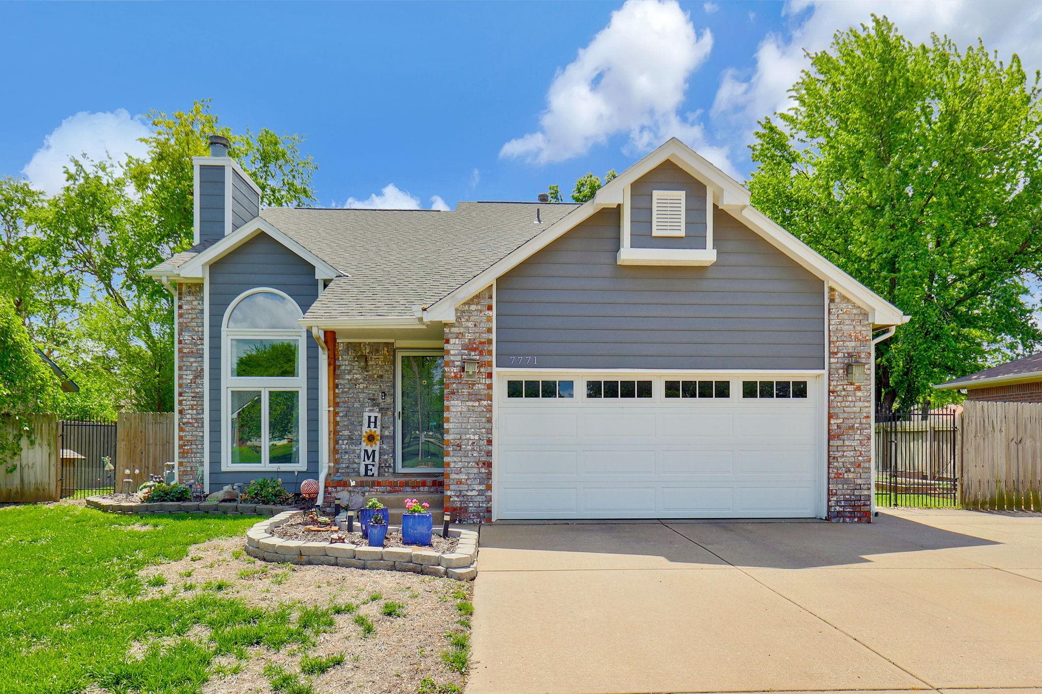 7771 W Harvest Ln Property Photo 1