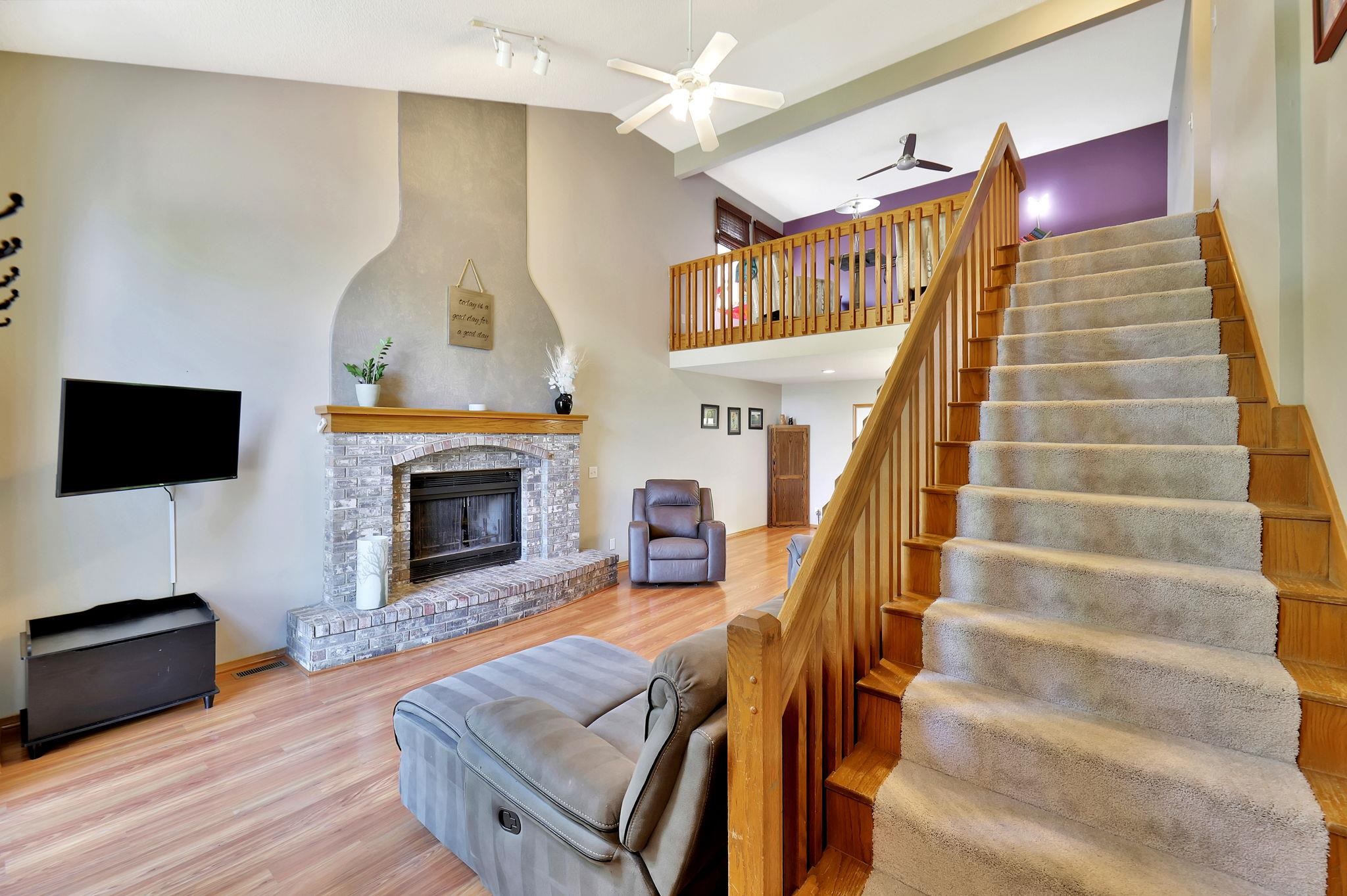 7771 W Harvest Ln Property Photo 2