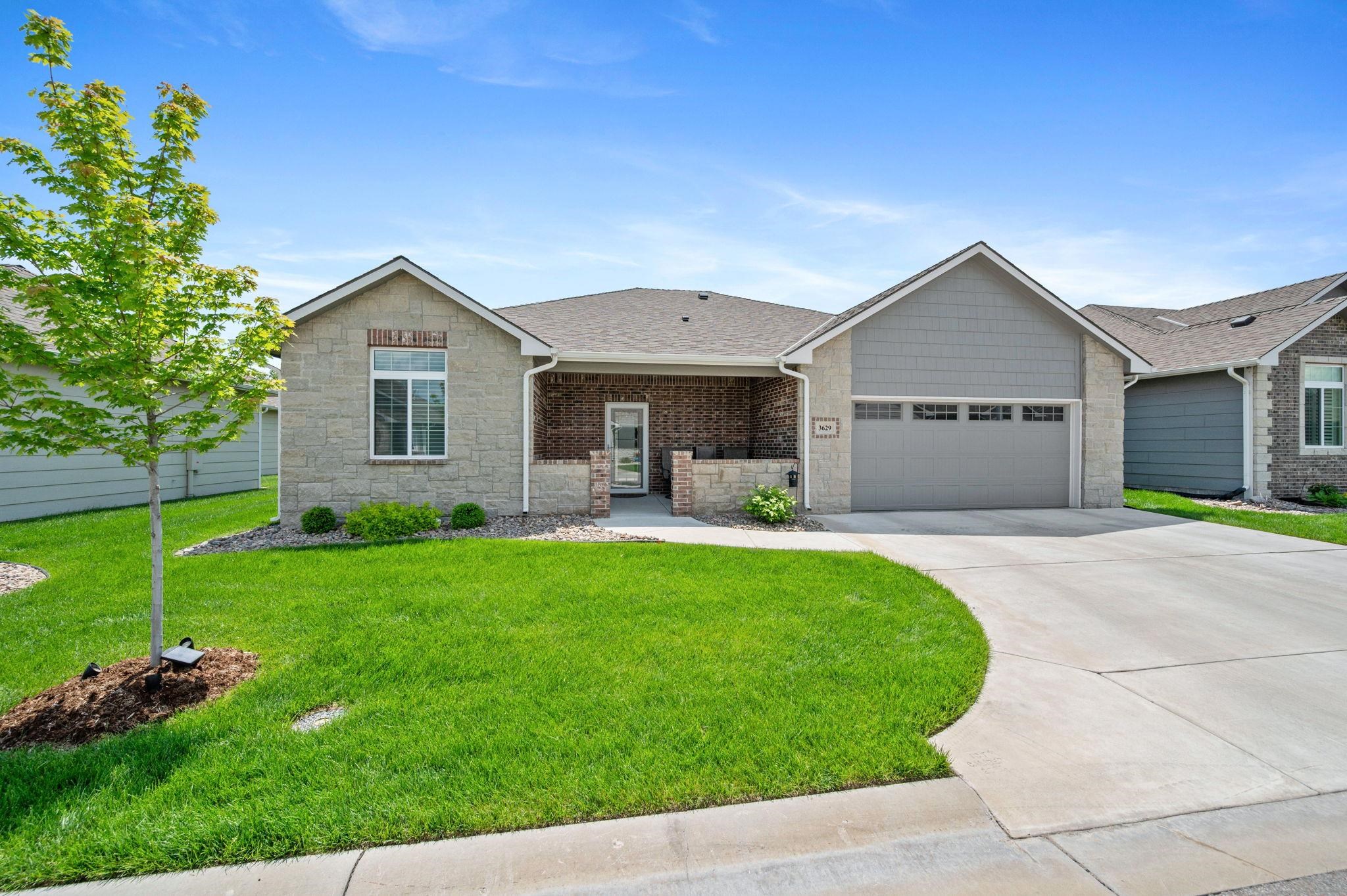 3629 N Lakeway Ct Property Photo 1