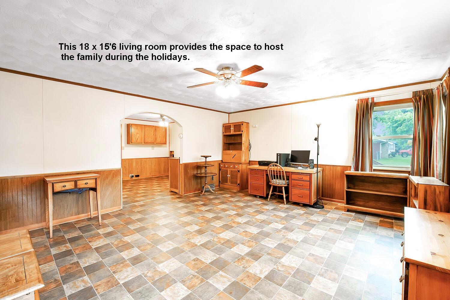 1729 Moyle St Property Photo 5