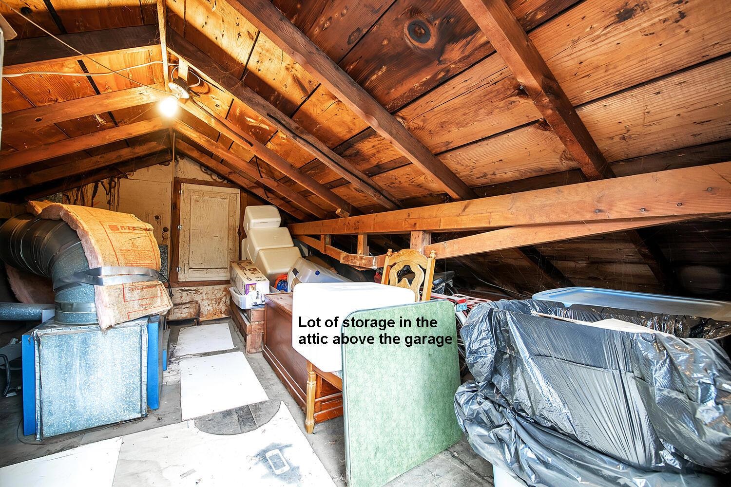 1729 Moyle St Property Photo 23