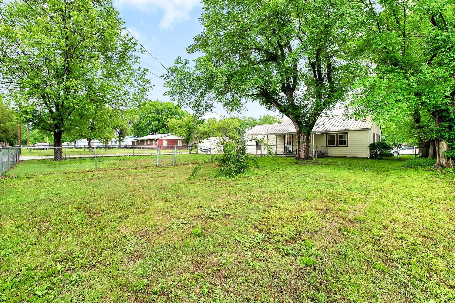 1729 Moyle St Property Photo 30
