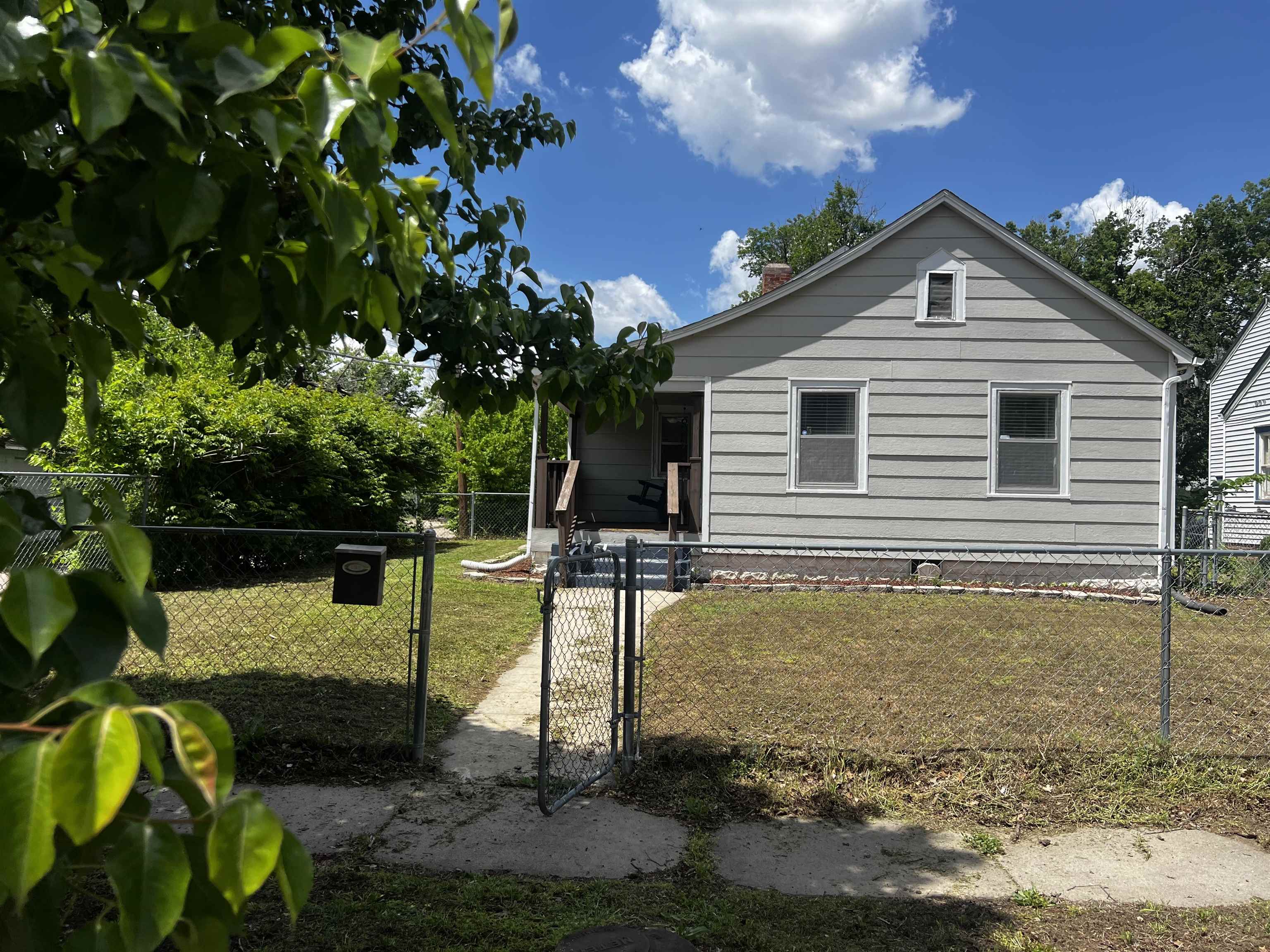 119 N Richmond Ave Property Photo 2