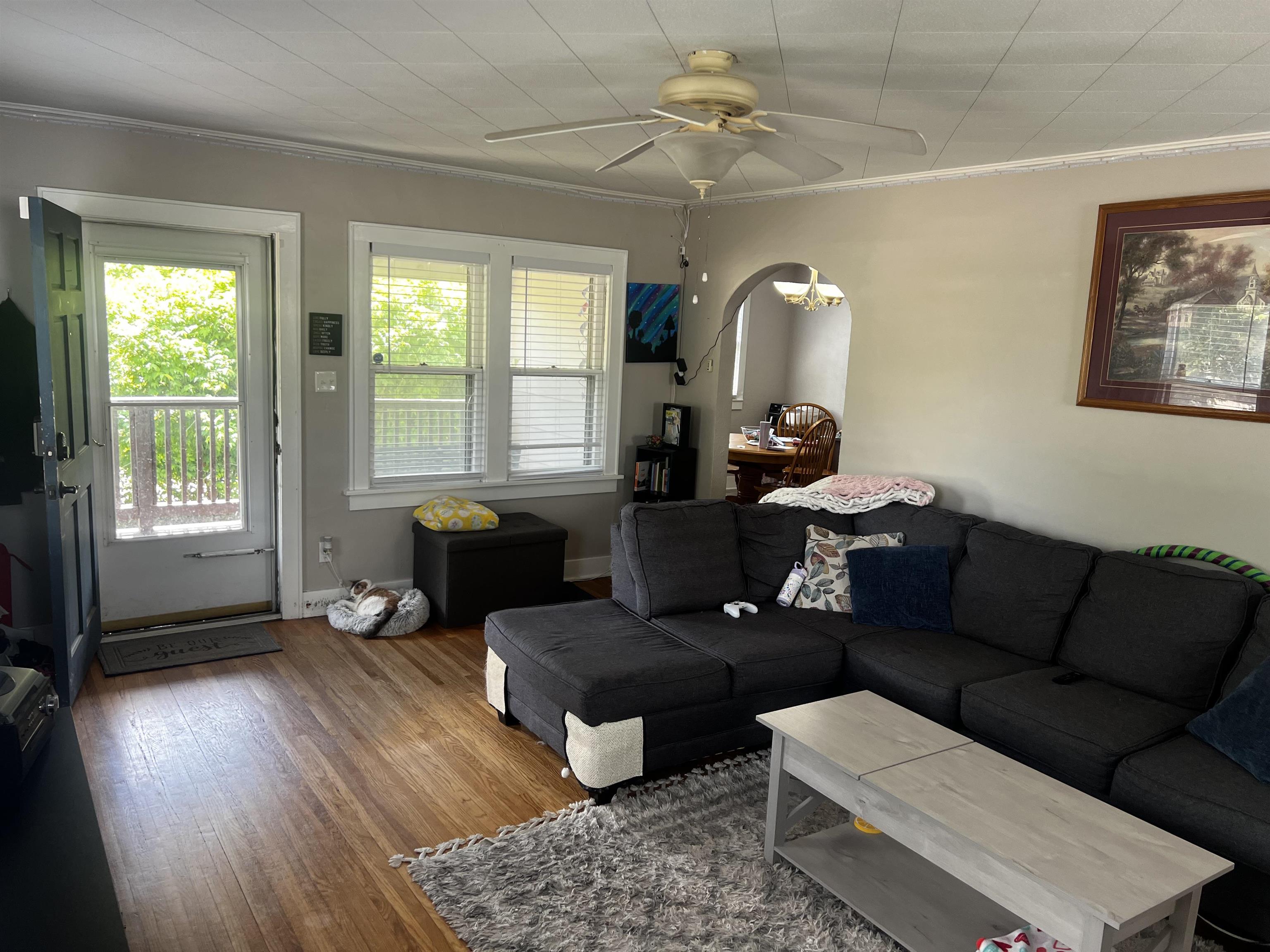 119 N Richmond Ave Property Photo 5